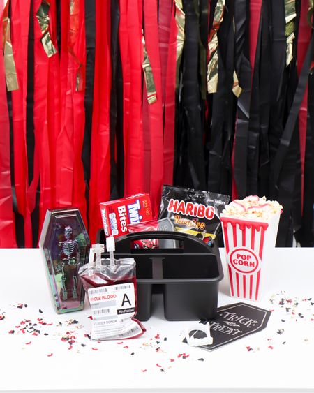 Vampire themed Movie Snack Box 🧛🏼🧛🏼🩸🩸 This DIY Halloween Movie Snack Box is just what you need to watch your favorite Dracula in action or how about Twilight?
#vampiremovies #draculamovienight #halloweenmovienight #halloweenmovienights #halloweenmoviesnacks #movienight #movienightsnacks #moviesnacks #movienightideas #partyfoods #dollartreehalloween2023 #twilightmovies
 

#LTKparties #LTKHalloween #LTKfamily