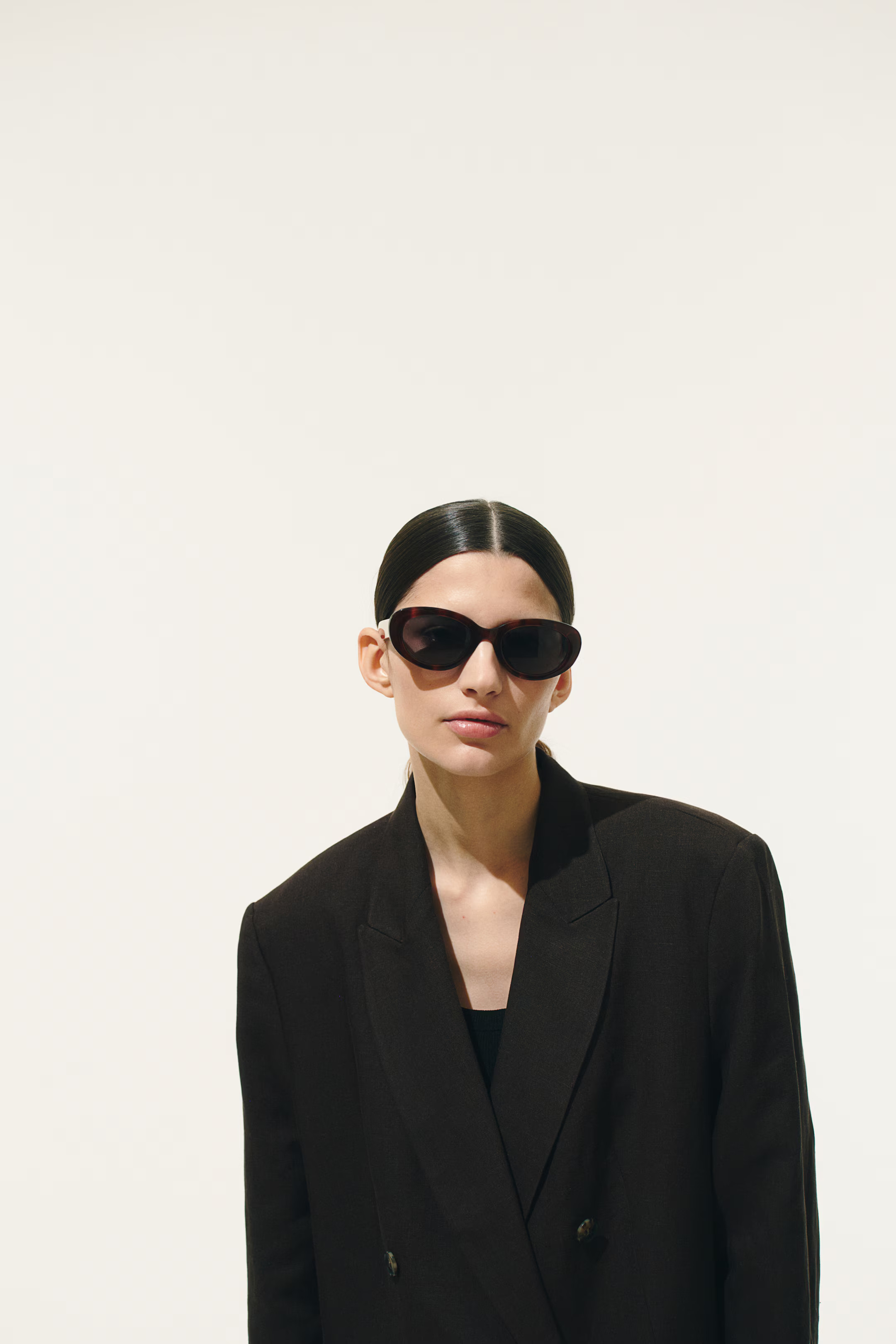 Oval sunglasses - Brown/Tortoiseshell-patterned - Ladies | H&M GB | H&M (UK, MY, IN, SG, PH, TW, HK)