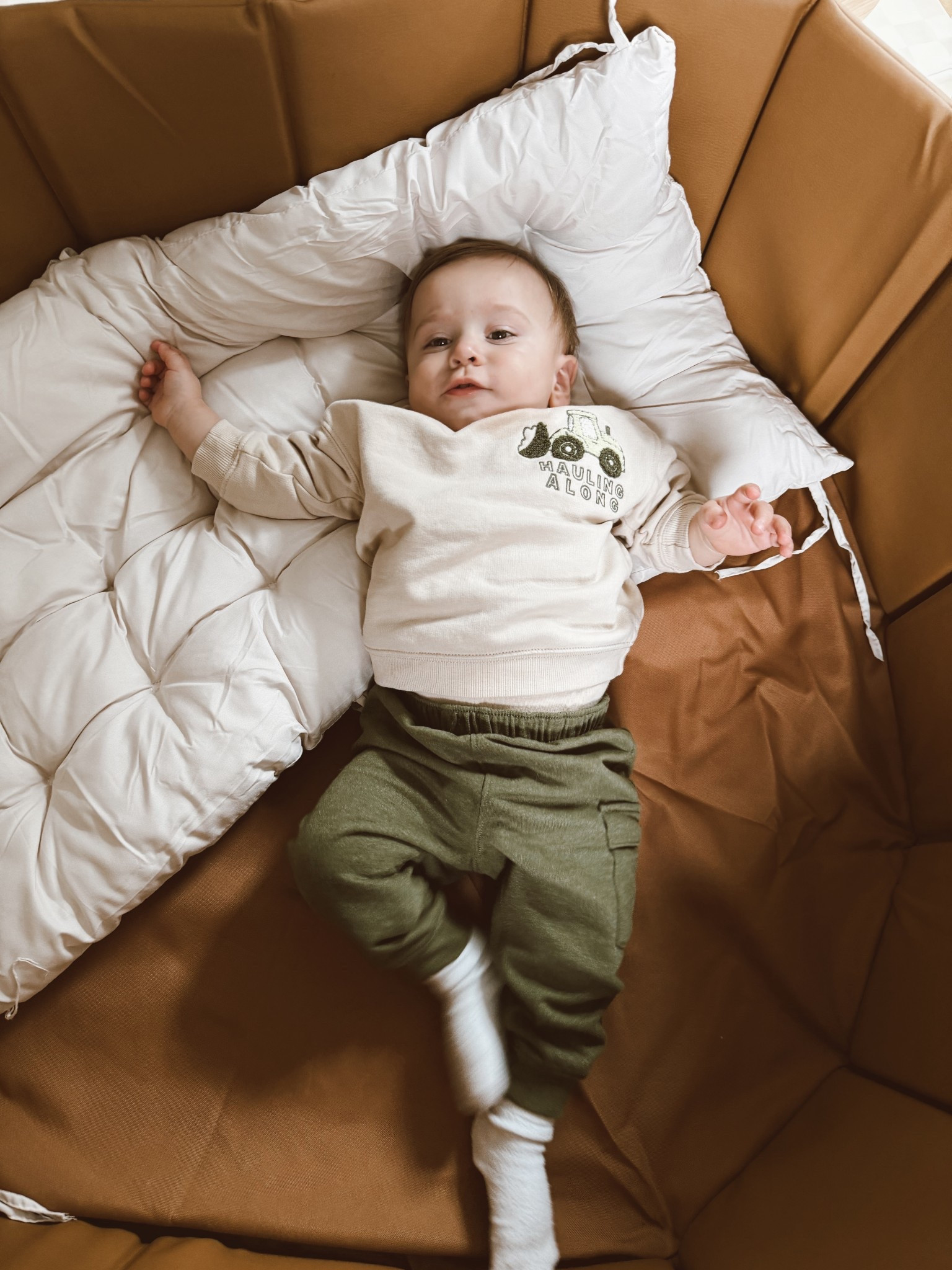 Ball pit for babies! My baby loves this and it doesn’t come with balls! You have to purchase separate but such a good gift idea for Christmas

Gift idea for babies, baby must have 

#LTKGiftGuide #LTKBaby #LTKHoliday