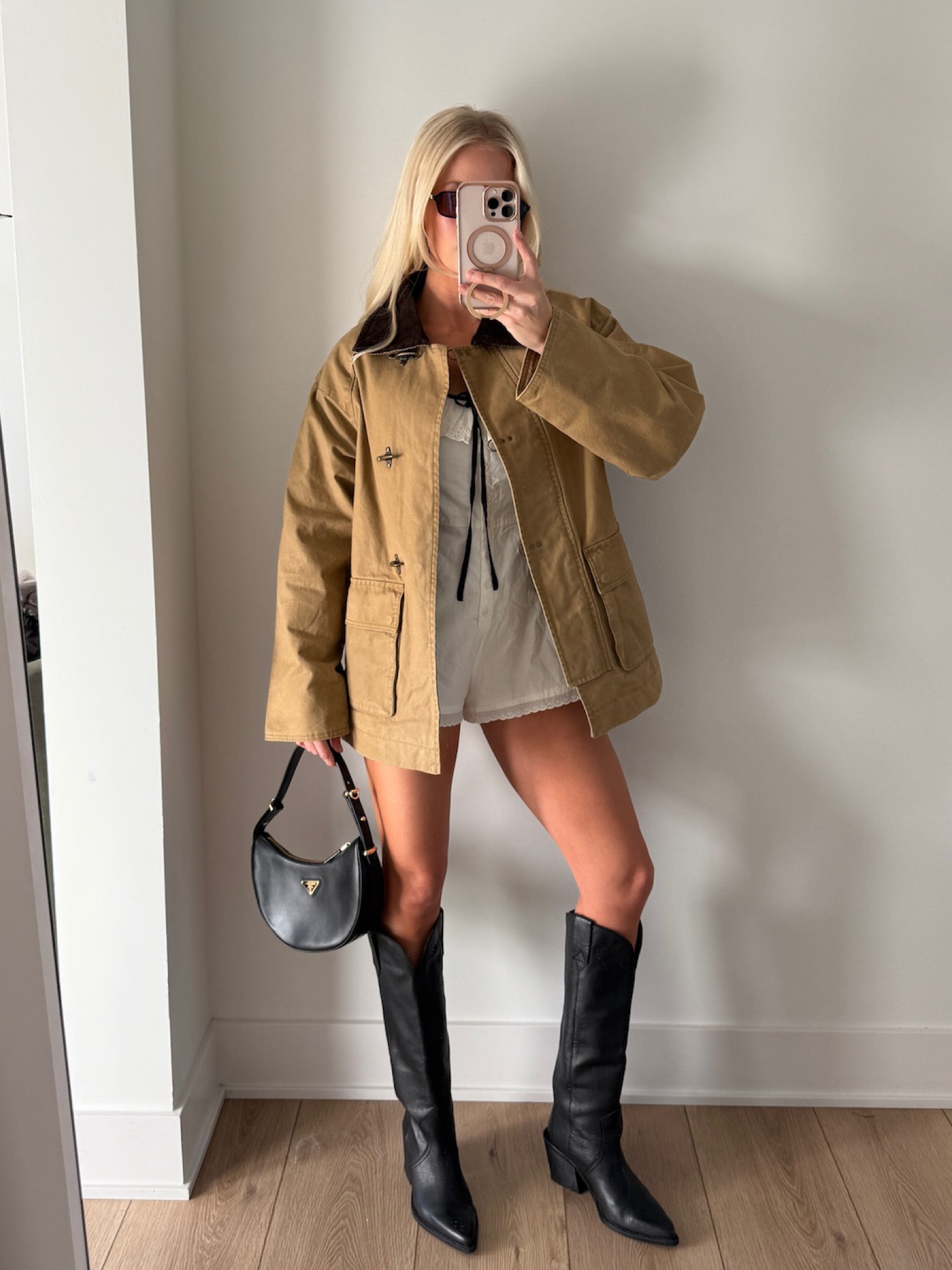 Barn Jacket Styling: linking similar!

#kathleenpost #fallfashion #barnjacket


#LTKStyleTip #LTKSeasonal