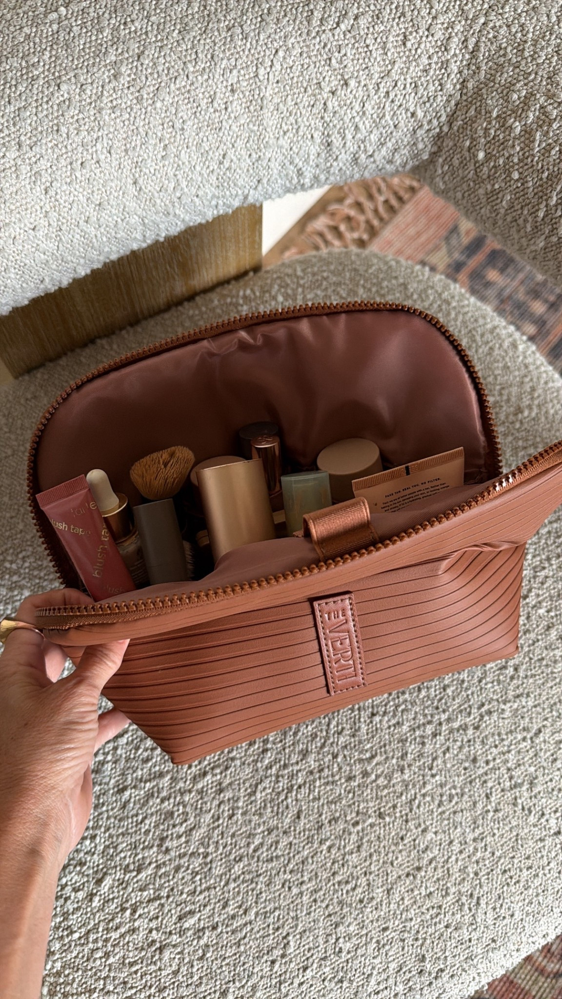 Look for less makeup bag

#LTKBeauty #LTKSaleAlert