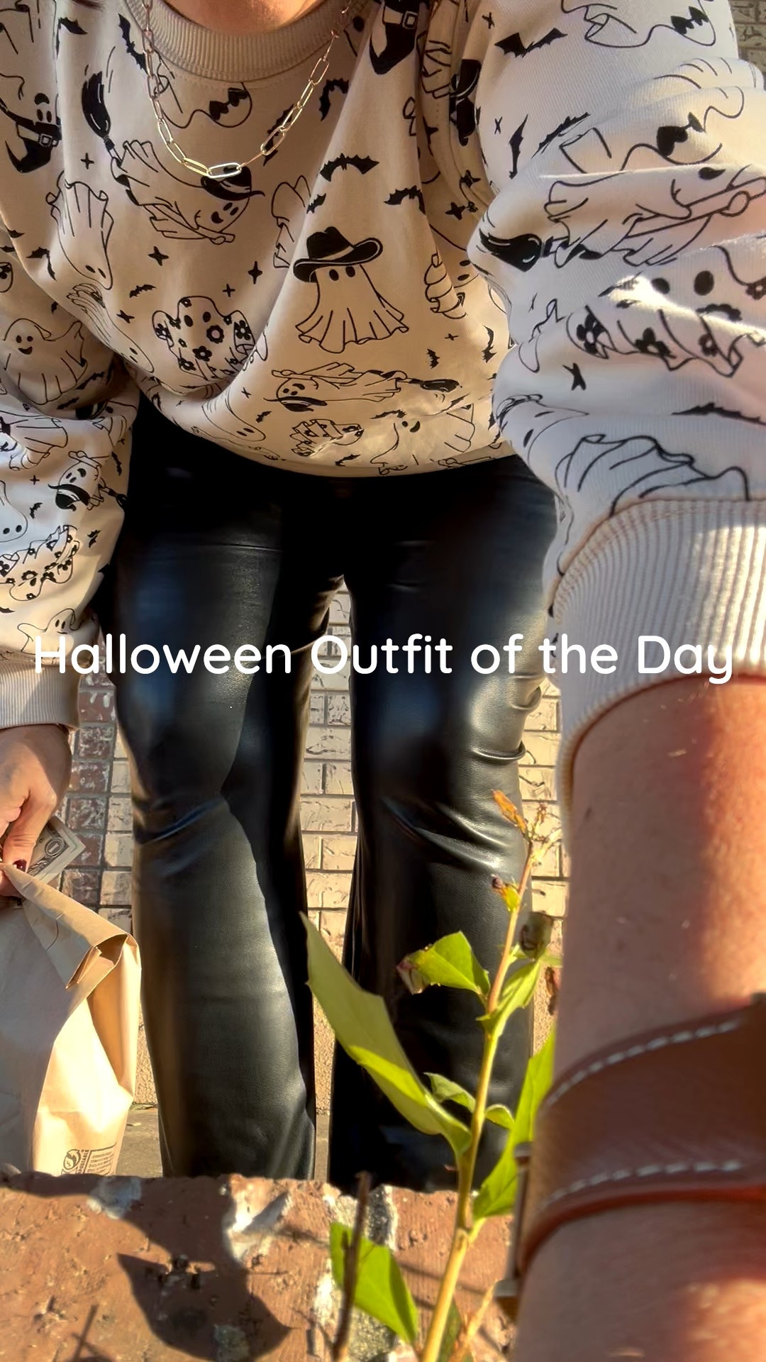 👻✨ Spooky season vibes! I’m obsessed with this cozy ghost-print sweatshirt — it’s the perfect mix of cute and comfy for fall. Paired it with my favorite tortoiseshell glasses and a simple gold chain for an easy, playful look. 🎃🖤

#LTKHalloween #LTKSeasonal #LTKOver40