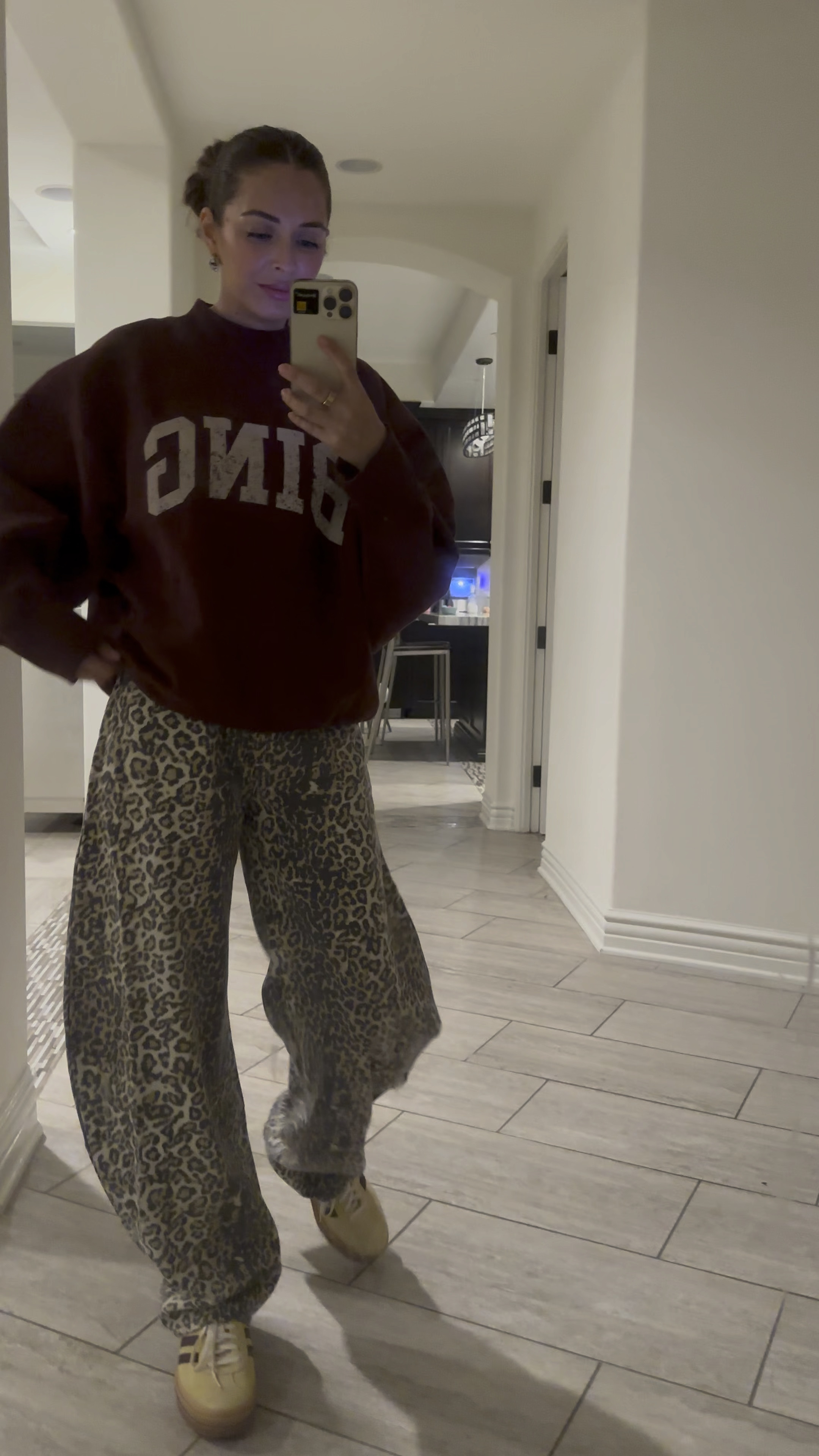 Movie night outside. In my comfiest shoes sweatshirt and pants. Trust meeeee

Xs in pants 
Medium in sweatshirt 
9 in women’s in shoes  

#LTKStyleTip