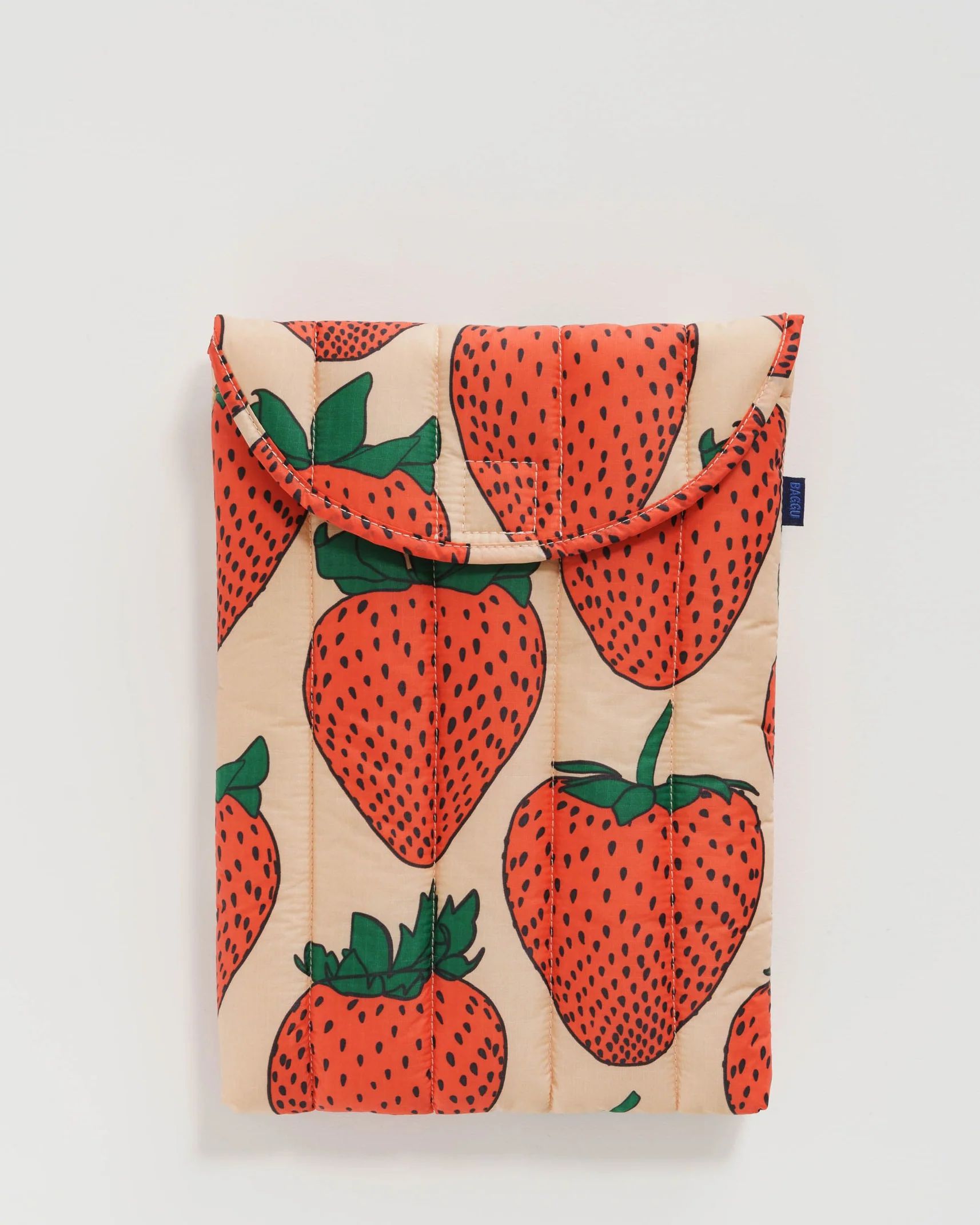 Puffy Laptop Sleeve 13" : Strawberry - Baggu | BAGGU