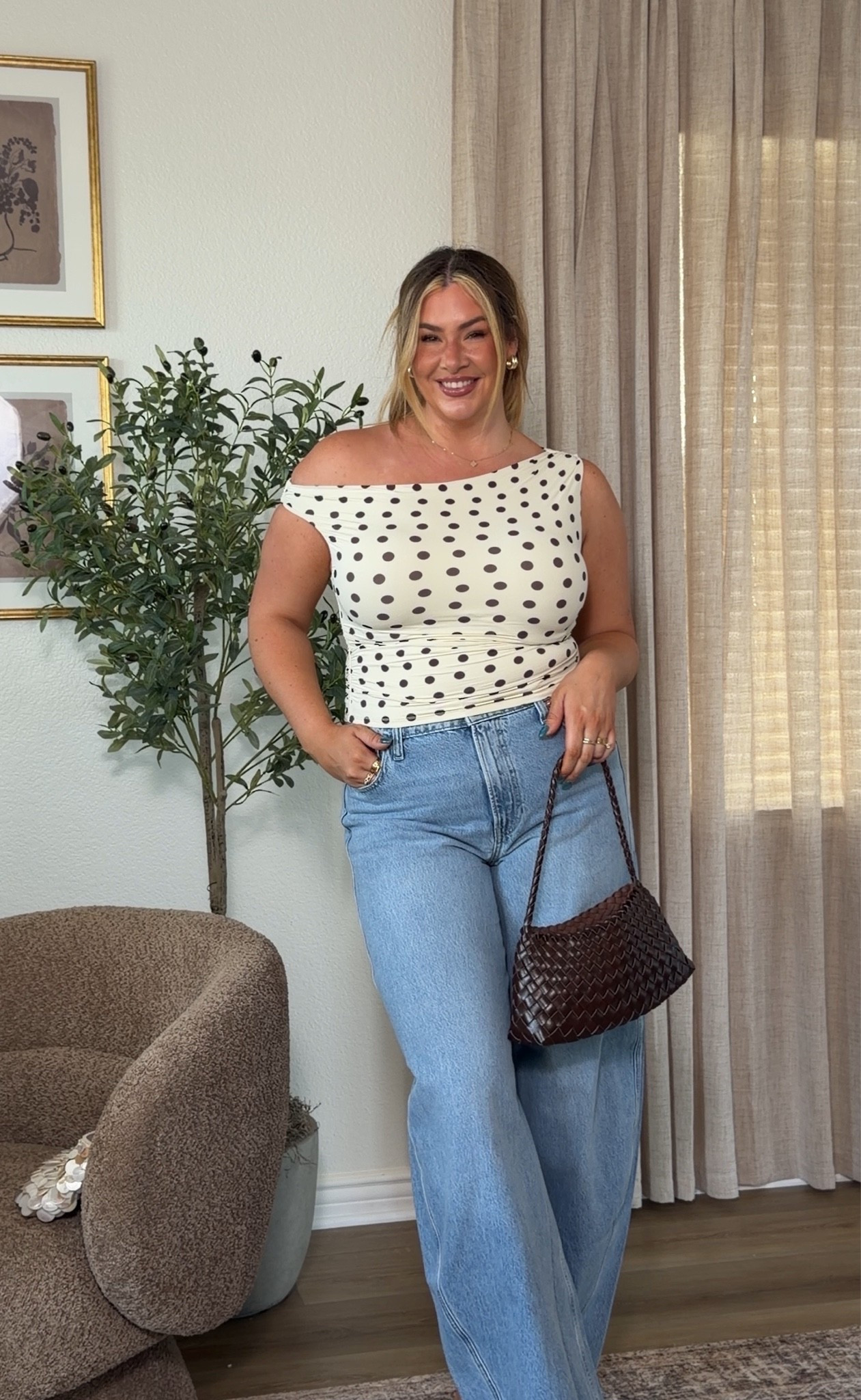 chic summer outfit inspo ☀️ wearing a 33 long and xl in this top!

#LTKootd #LTKSeasonal #LTKMidsize
