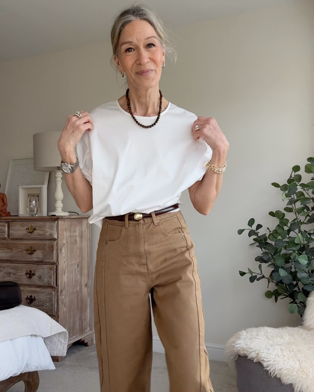Rainwear but make it cool!
Modern waterproof rain jacket with neutral jeans, elevated white Tee and a knit to layer. 
Short Rain Bomber Jacket
Tan Horseshoe Jeans
White Tee
Ballet Flats 
Scandi Style Outfit

#LTKeurope #LTKover50style #LTKspring