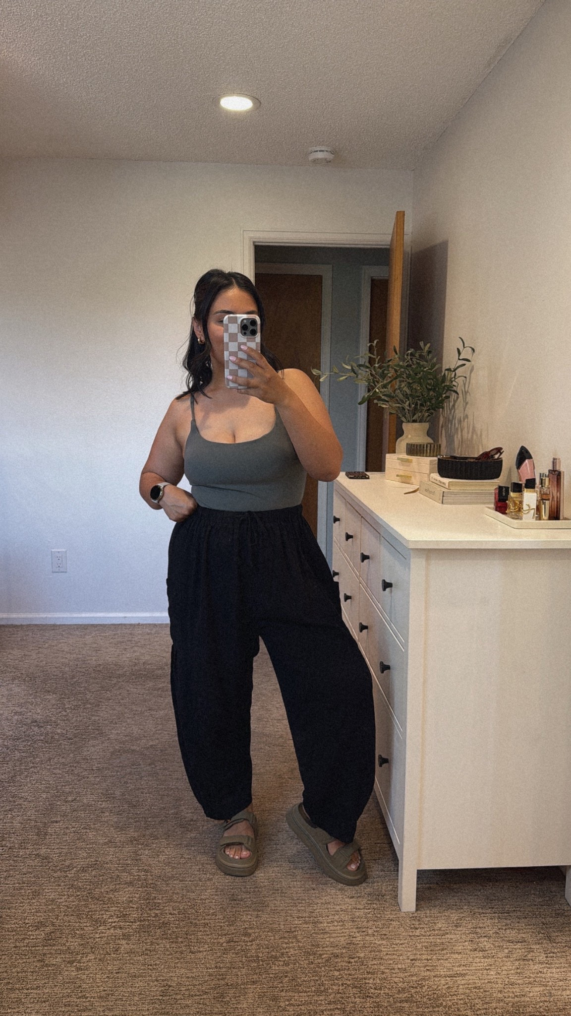 Medium in Pants 
Large in Top
Shoes true to size 8 

#LTKStyleTip #LTKMidsize #LTKFindsUnder50