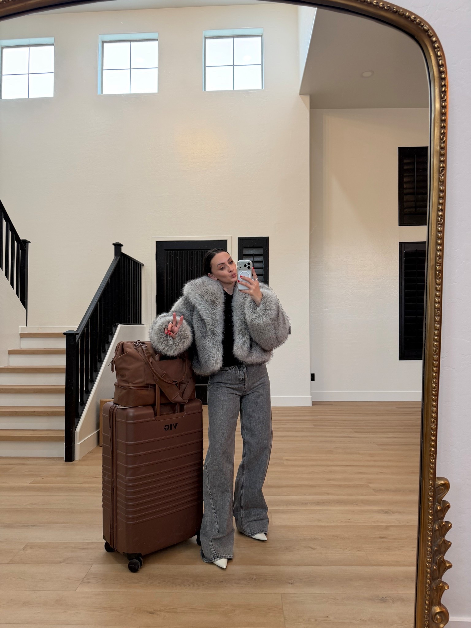 Chic #ootd for some cooler weather 

#LTKmomlife #LTKootd #LTKgrwm