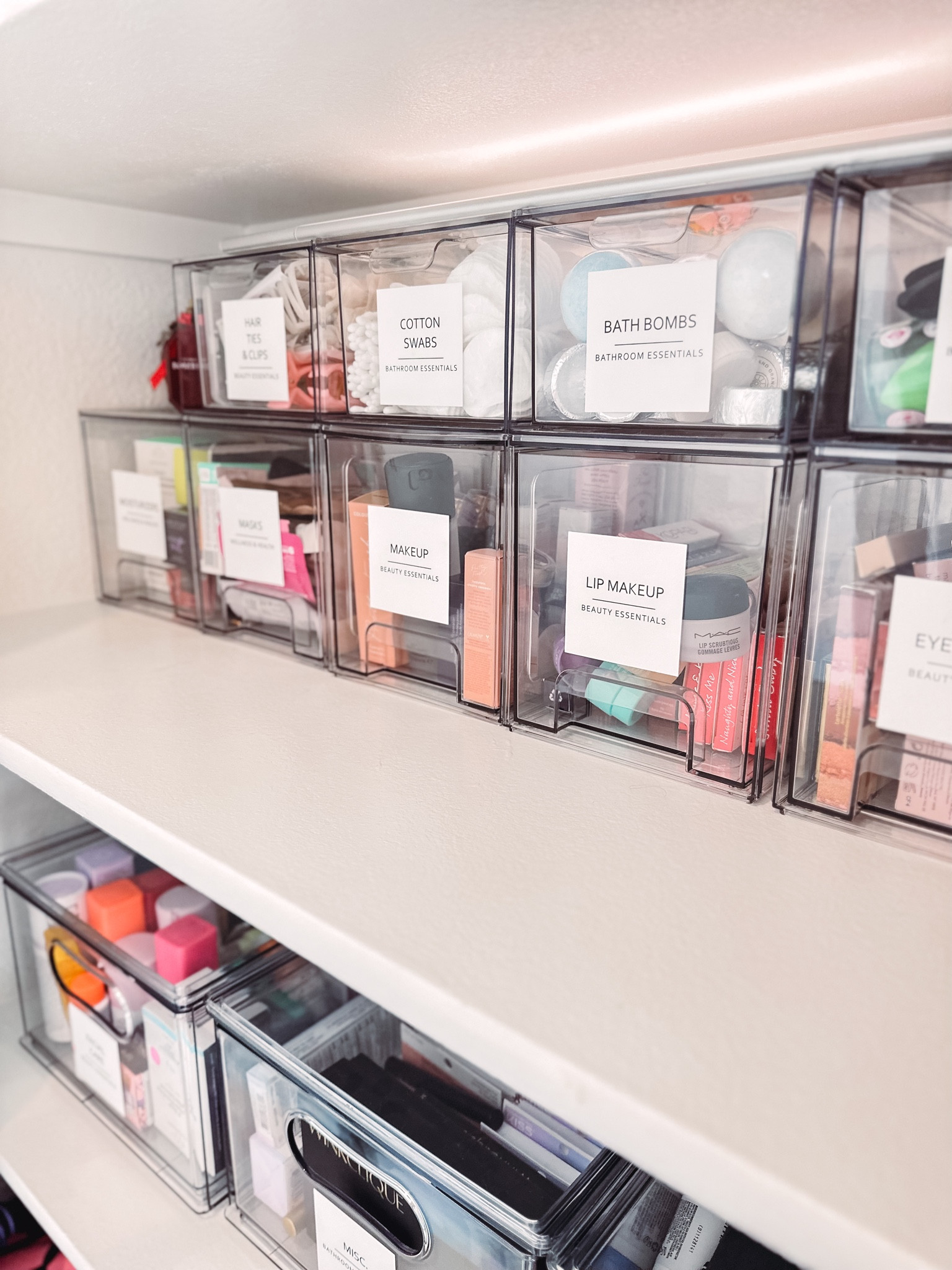 Bathroom organization 🤌🏼

#LTKGiftGuide #LTKCyberSaleIT #LTKCyberWeek