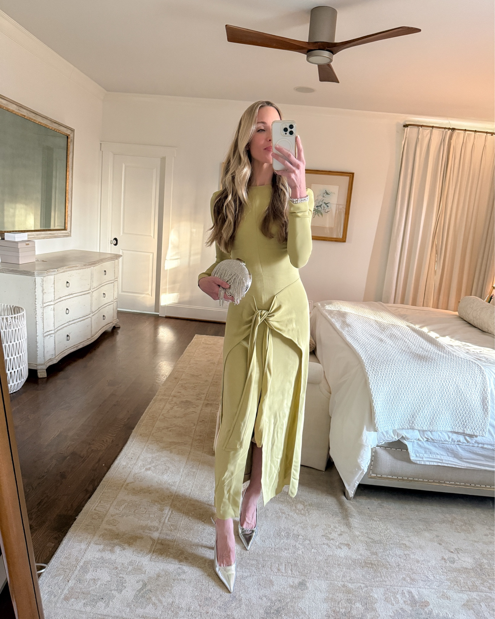 TOVE dress (sold out), Fringe jacket S, Sam Edelman pumps TTS—linked similar pieces to recreate this wedding guest look!

Winter wedding guest, green dress, fringe jacket, statement jacket, wedding guest clutch, sequin clutch 

#LTKWedding #LTKSeasonal