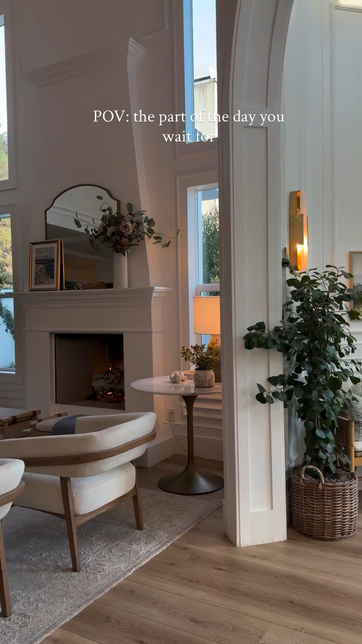 They call it happy hour for a reason…
4–5pm (lamp o’clock) has always been my favorite time of day. Especially when it feels like this.

(which let’s be honest… it doesn’t always)
But I’ll take it when it does. 

#LTKHome #LTKSaleAlert #LTKSeasonal