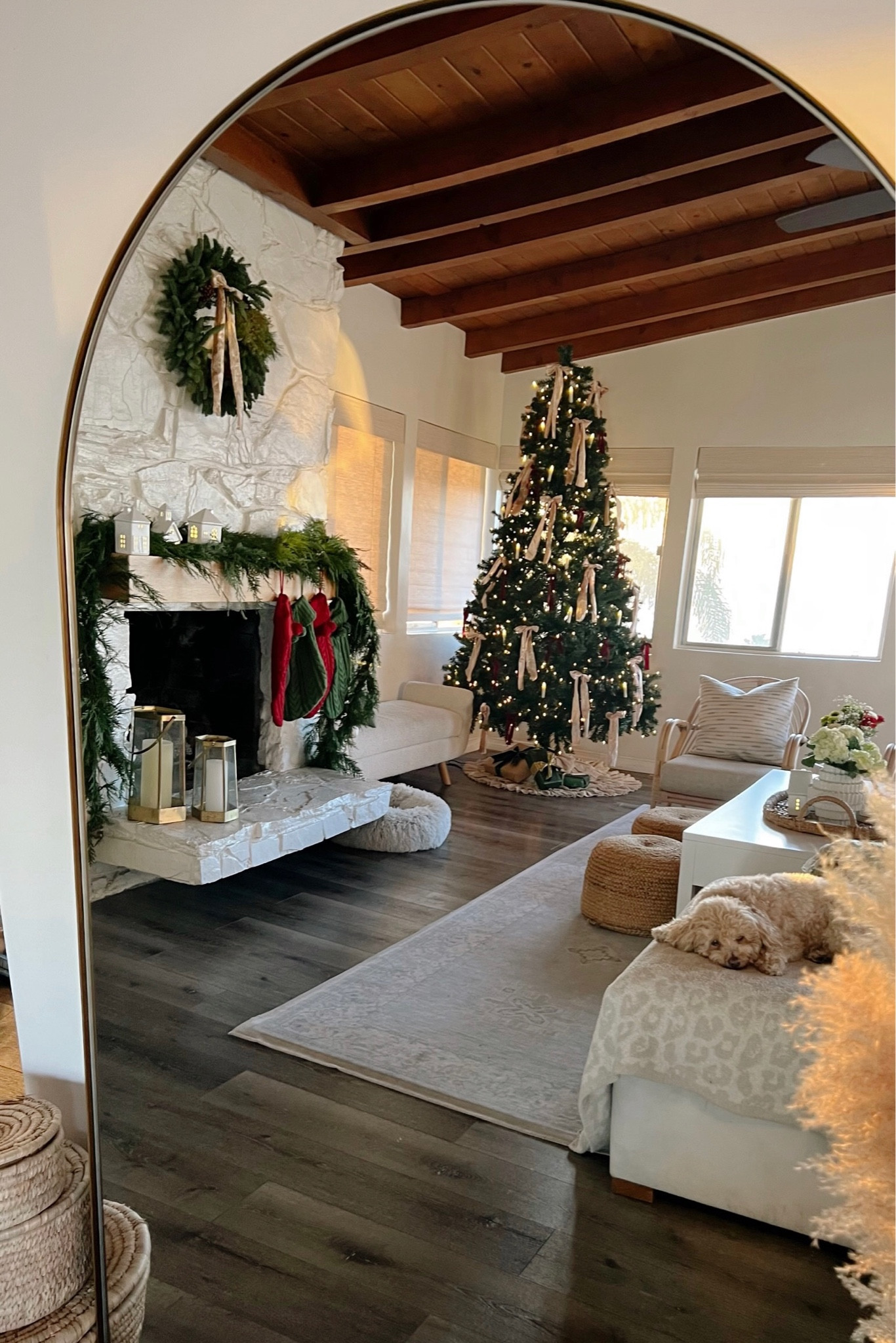 Christmas home inspo!

Christmas mantle, Christmas tree, fireplace mantle, mantle decor, holiday mantle, amazon Christmas decor, Target Christmas decor, Christmas tree inspo, Christmas mantle inspo, Christmas home decor, Christmas trends 2023, holiday trends 2023

#LTKHoliday #LTKSeasonal #LTKhome