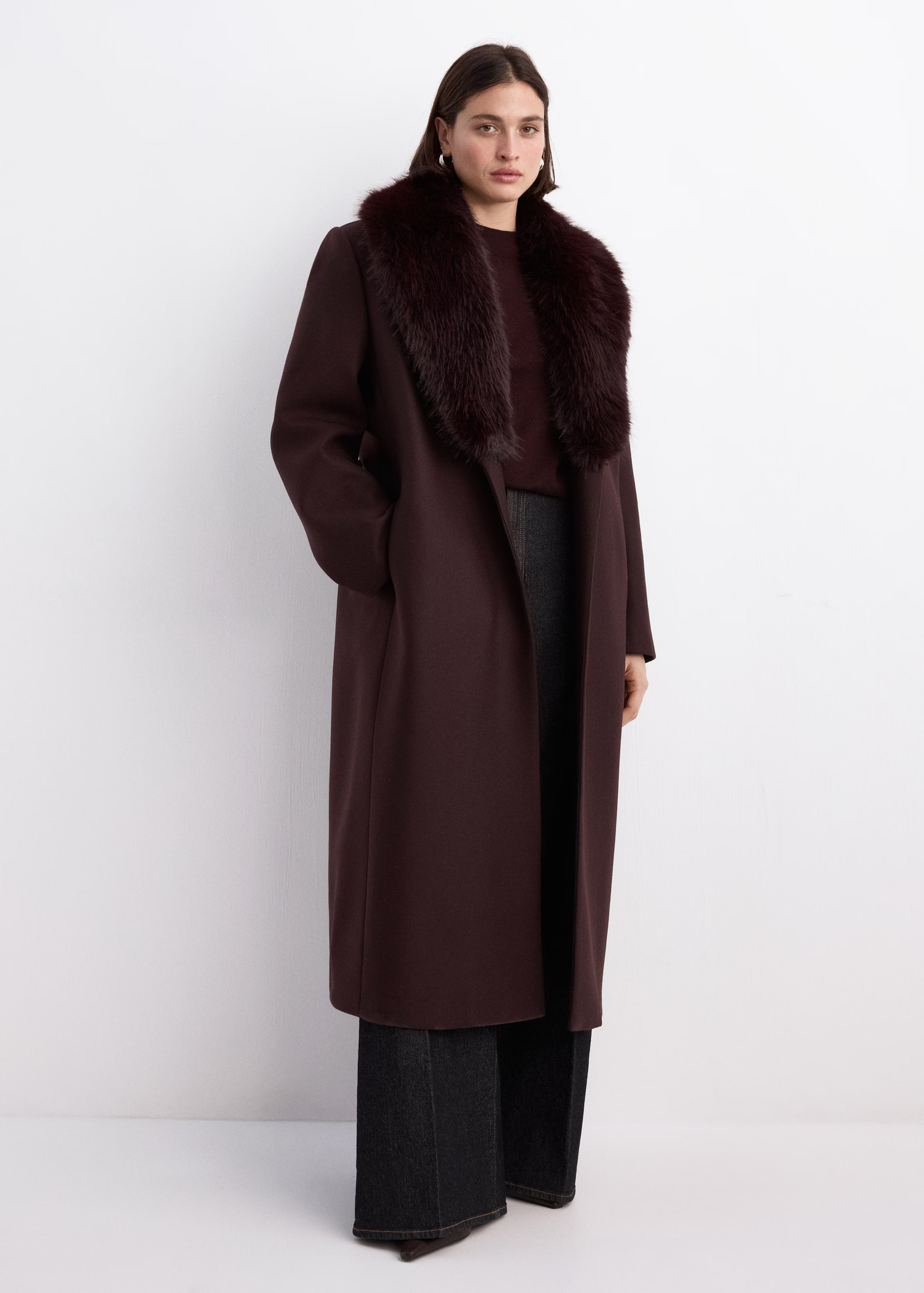 Manteco wool coat with fur collar | MANGO (UK)