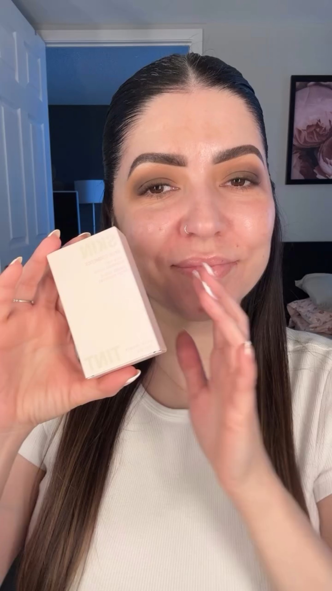 That new product feeling😍💕

@kyliecosmetics skin tint blurring elixir in shade 2.5n + kylash volumizing mascara in ‘true brown’ + precision pout liner in ‘saturn’ + lip oil in ‘strawberry’
super soft paw paw wonder blender
@rhode pocket blush in shade ‘juice box’
@kosas blush is life in shade ‘butterflies’
@maryliascottcosmetics spot on faux freckles

#makeup #makeuplooks #tutorial #grwm #beautytips #beauty #beautycontent #ugcmakeup #ugccontent #ugc #ugccreator #beautycreator #contentcreator