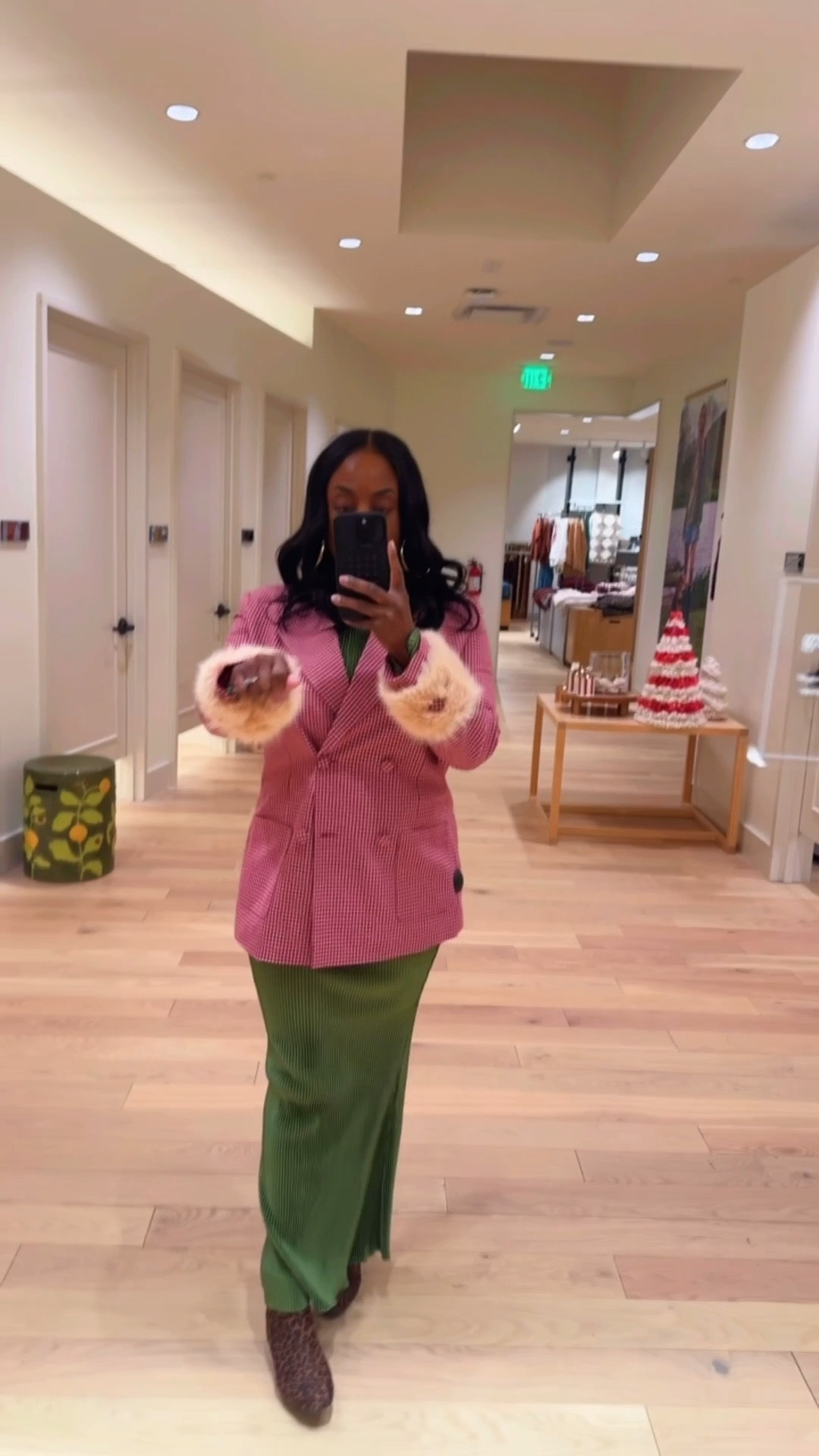 If Clueless were filmed in 2025, this blazer would still make the cut. 

#LTKPetite #LTKOver40