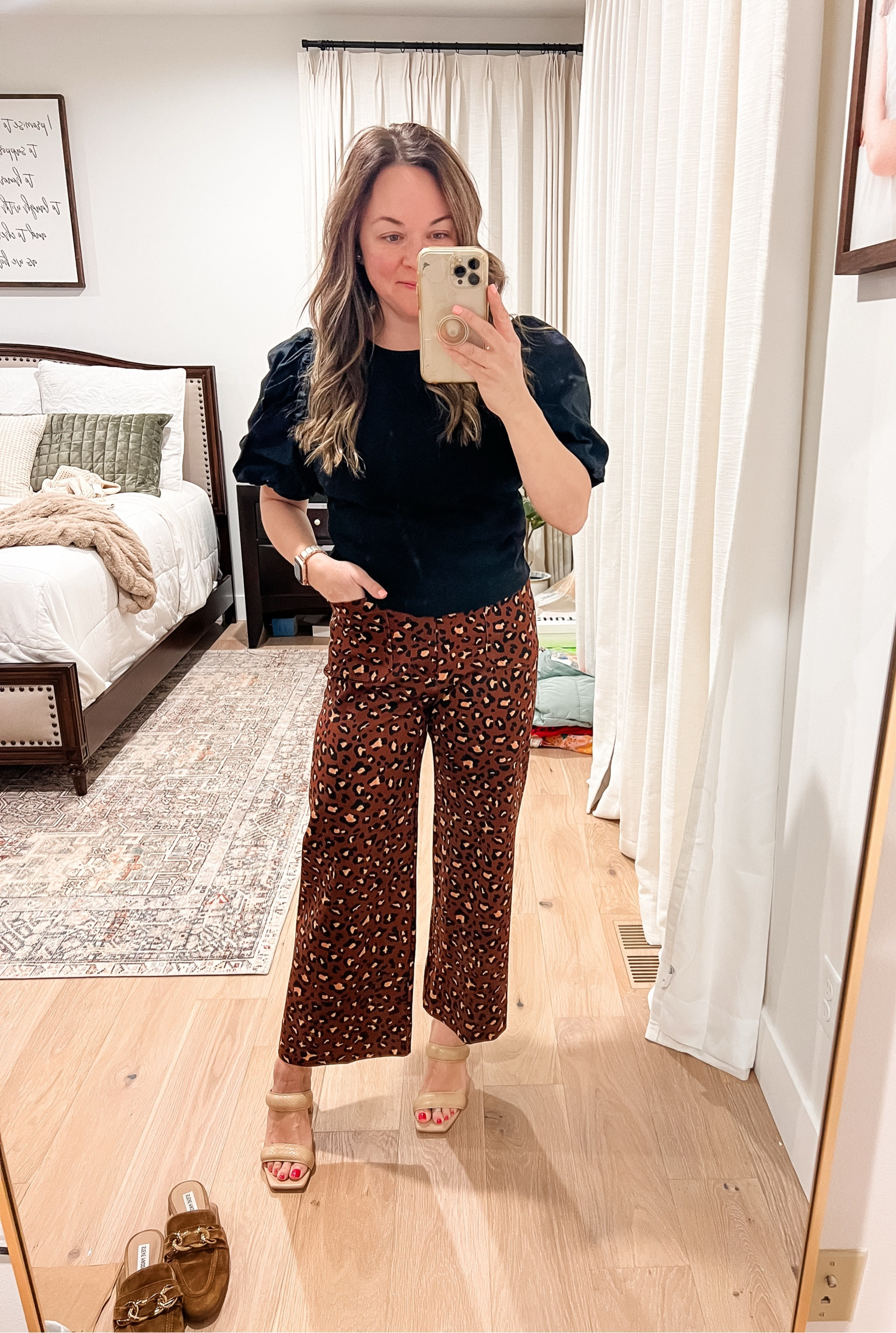 Absolutely in LOVE with these wide leg cropped leopard pants from Anthropologie by Maeve. And they are $50 off. 

#LTKFindsUnder100 #LTKSaleAlert