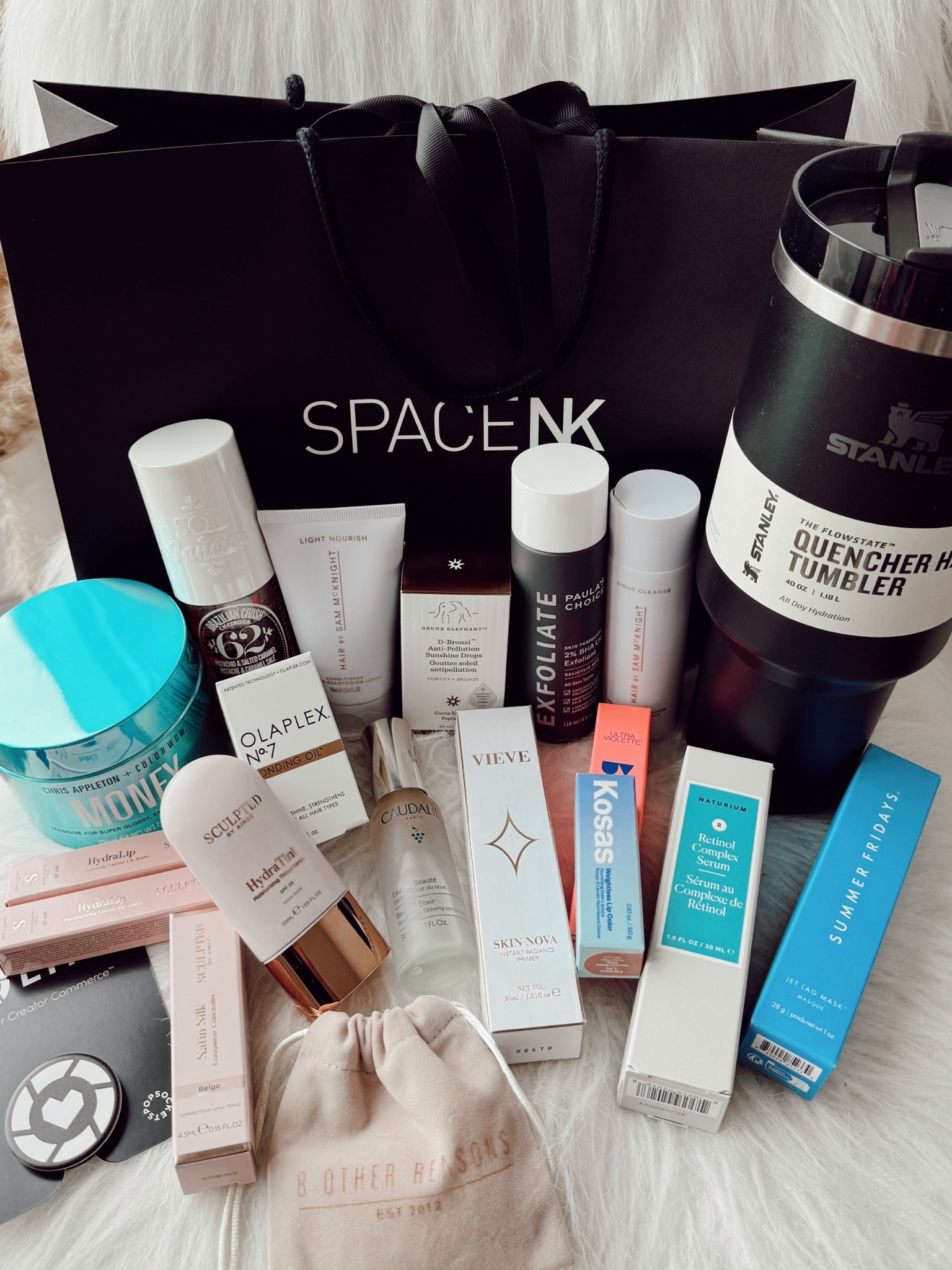@spacenk haul 🫧✨


| Luxury Beauty | Space NK Favourites | Beauty Haul | New In | Luxury Skincare | Makeup Favourites | Summer Fridays Jet Lag Mask | Naturium Retinol Complex Serum | Paulas Choice Exfoliate Salicylic Acid | Vieve Skin Nova | Caudalie Beauty Elixir Face Mist | Olaplex No 7 | Color Wow Money Hair Mask | Sol De Janeiro 62 Body Spray | @Space NK UK @VIEVE @paulaschoice @Summer Fridays

#LTKuk #LTKbeauty #LTKunboxing