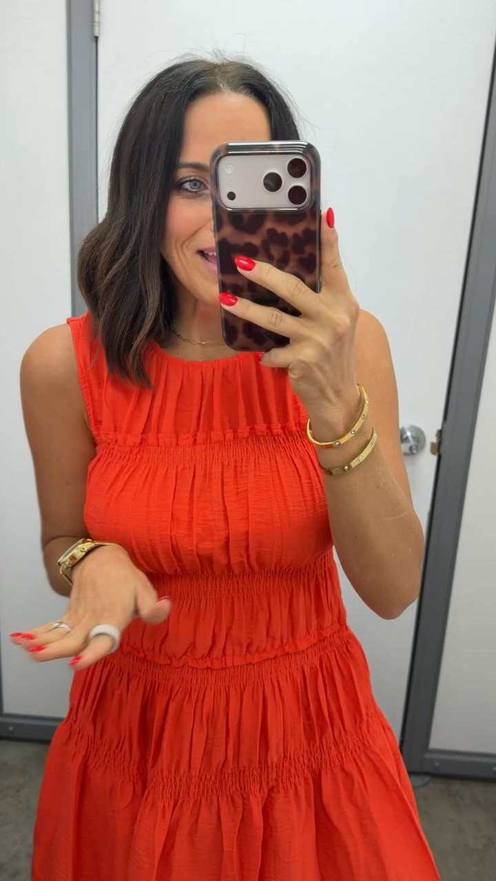 this walmart dress 😍❤️ the color is EVERYTHING and the fit is so flattering!! wearing the xs + it’s one of those easy throw on dresses that still looks so cute #walmartfashion #walmartfinds #summerdress #affordablefashion #ootd #reddress #walmartstyle #casualstyle