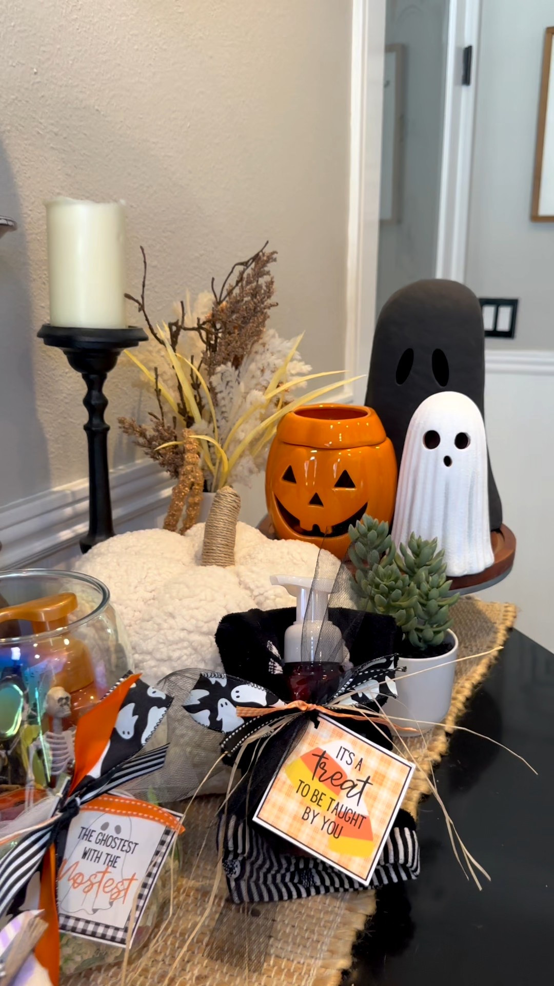 A festive Halloween gift during the day & even more at night when these dish towels glow in the dark!🖤🧡

#LTKHome #LTKSeasonal #LTKHalloween