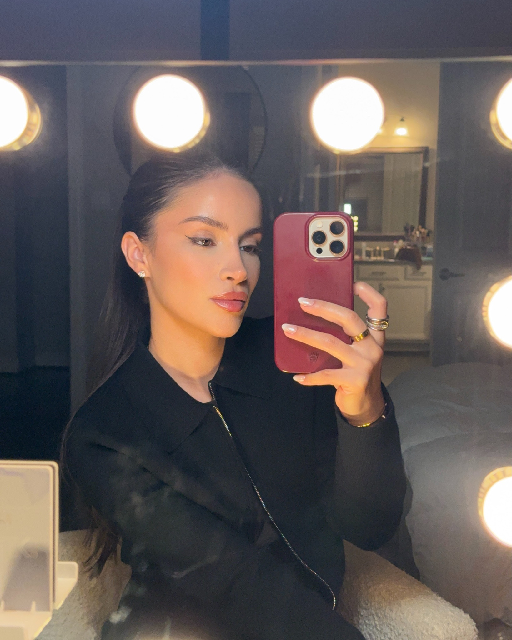 Sweater is 🔥🔥🔥

#LTKStyleTip #LTKBeauty #LTKSeasonal