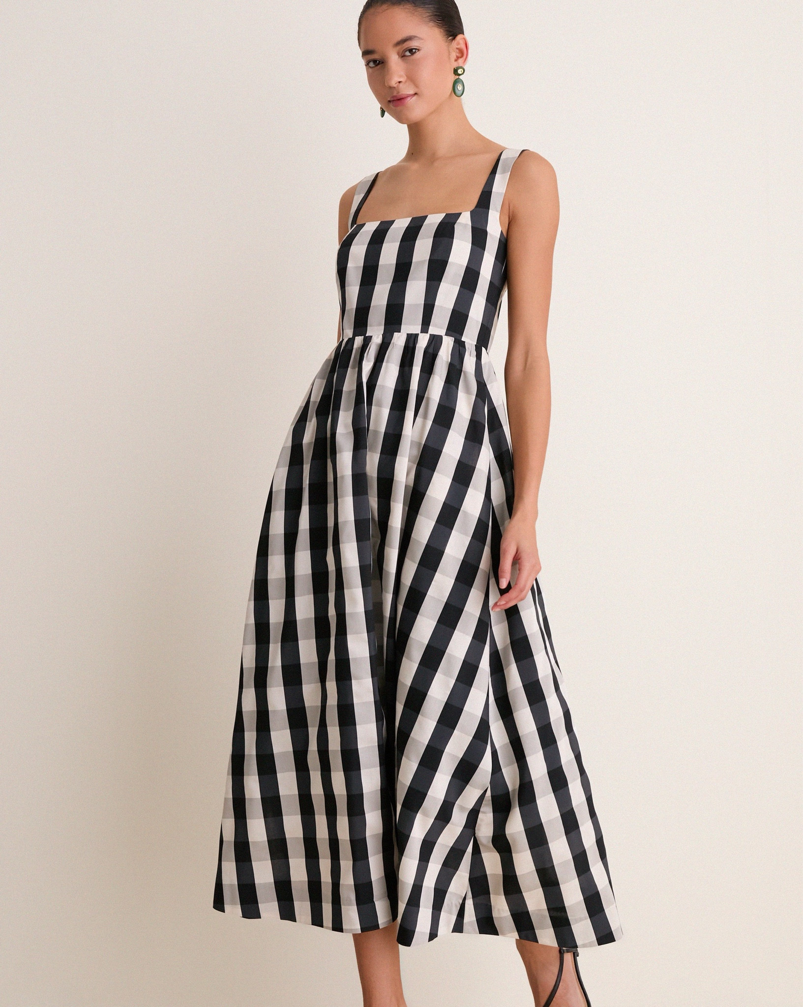 Black+ white and brown dresses for spring and summer. 🤍

#LTKWedding #LTKWorkwear #LTKSeasonal