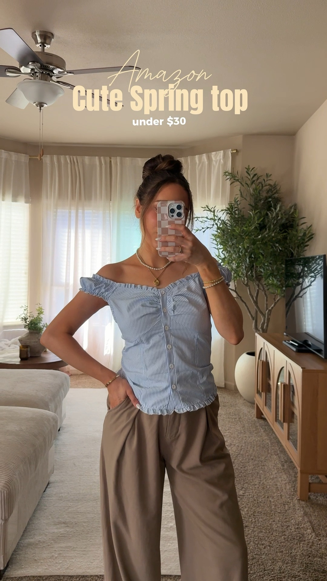 Blue and white spring top 🌿

#LTKootd