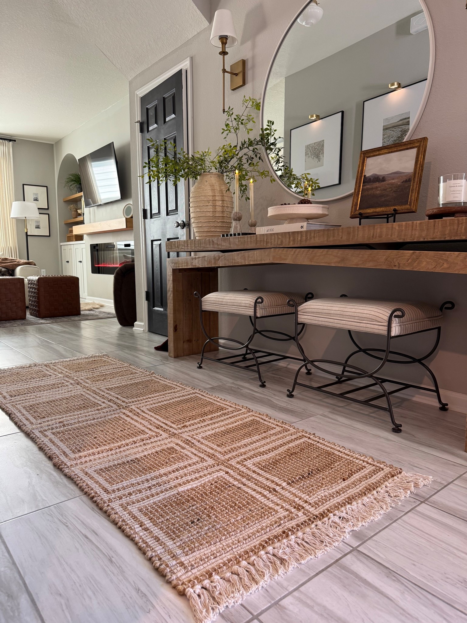 This jute rug and these vintage inspired ottomans have been a fan favorite and I can see why.. definitely one of my favorite new views… 😍 

Console styling, entryway decor, jute rug, entryway runner, console table, Walmart home finds, target home finds, designer inspired home finds, ottomans, spring decor, post holiday decor, faux stems, Amazon home finds 



#LTKSeasonal #LTKHome