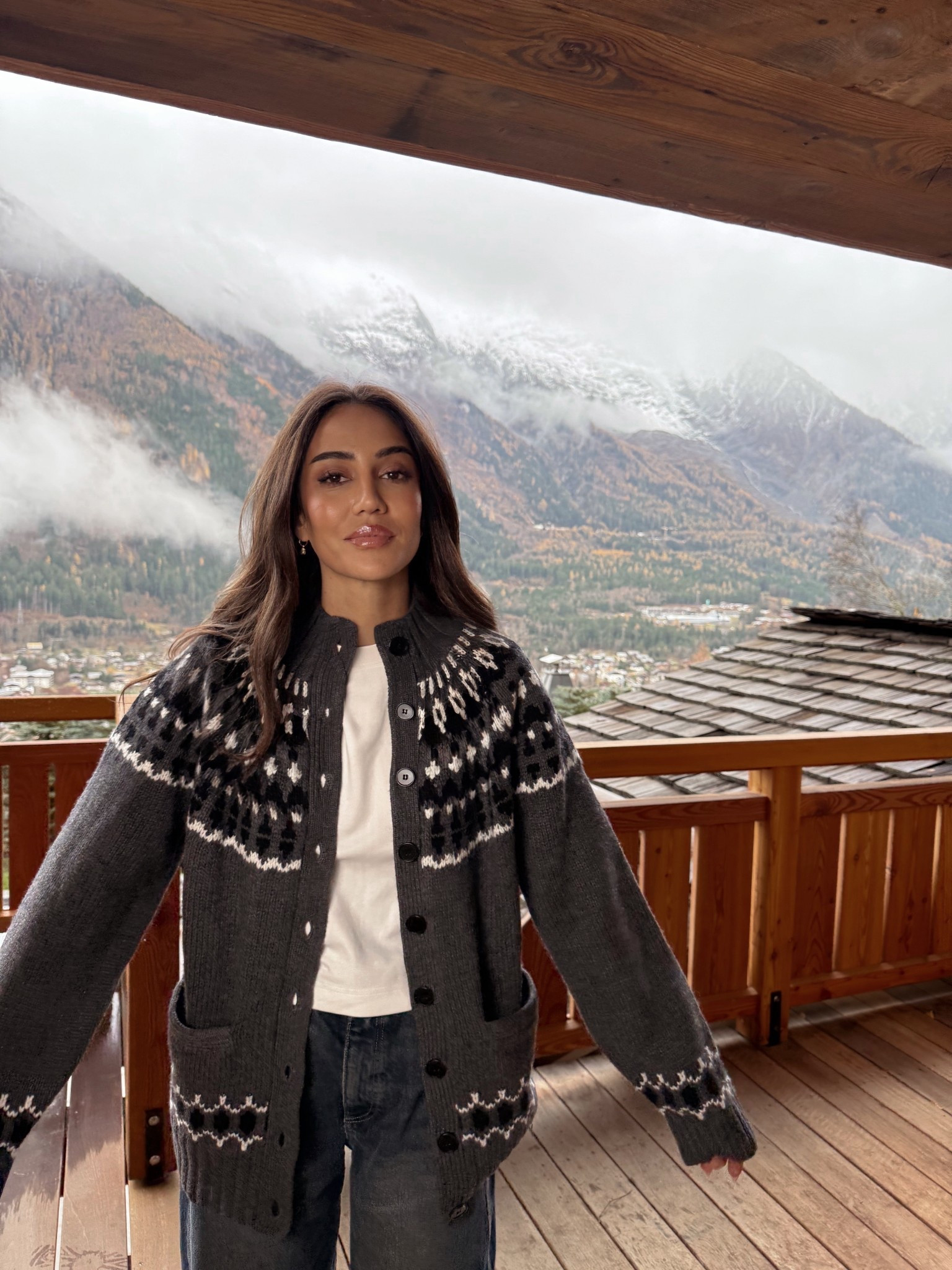 🗻

#LTKHoliday #LTKootd #LTKSeasonal