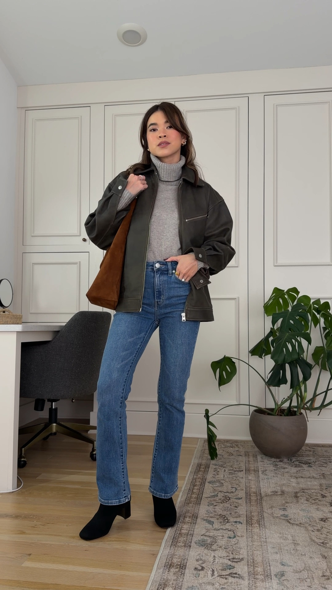 Sizing Info: Sweater: XS in Warm Heather Grey, Jeans: Size 24 in 28in inseam in Seaside Blue, Jacket: XS in Distressed Brown! petite fashion, get dressed with me, outfit inspiration, ootd, nashville outfit, Nashville influencer, petite style, vacation style, casual outfits, mom style, petite pants, winter dress, winter outfit, winter pants, winter outfit inpso, winter outfit idea, winter top, fall top, fall style, winter style, winter sweater, autumn sweater, cozy sweater, cold weather sweater, cold weather outfit, winter bag, winter purse, denim, jeans, fall denim, fall jeans, fall jacket, jacket, winter jacket, winter coat, Quince, leather jacket,
 

 

#LTKGiftGuide #LTKHoliday 

#LTKSeasonal