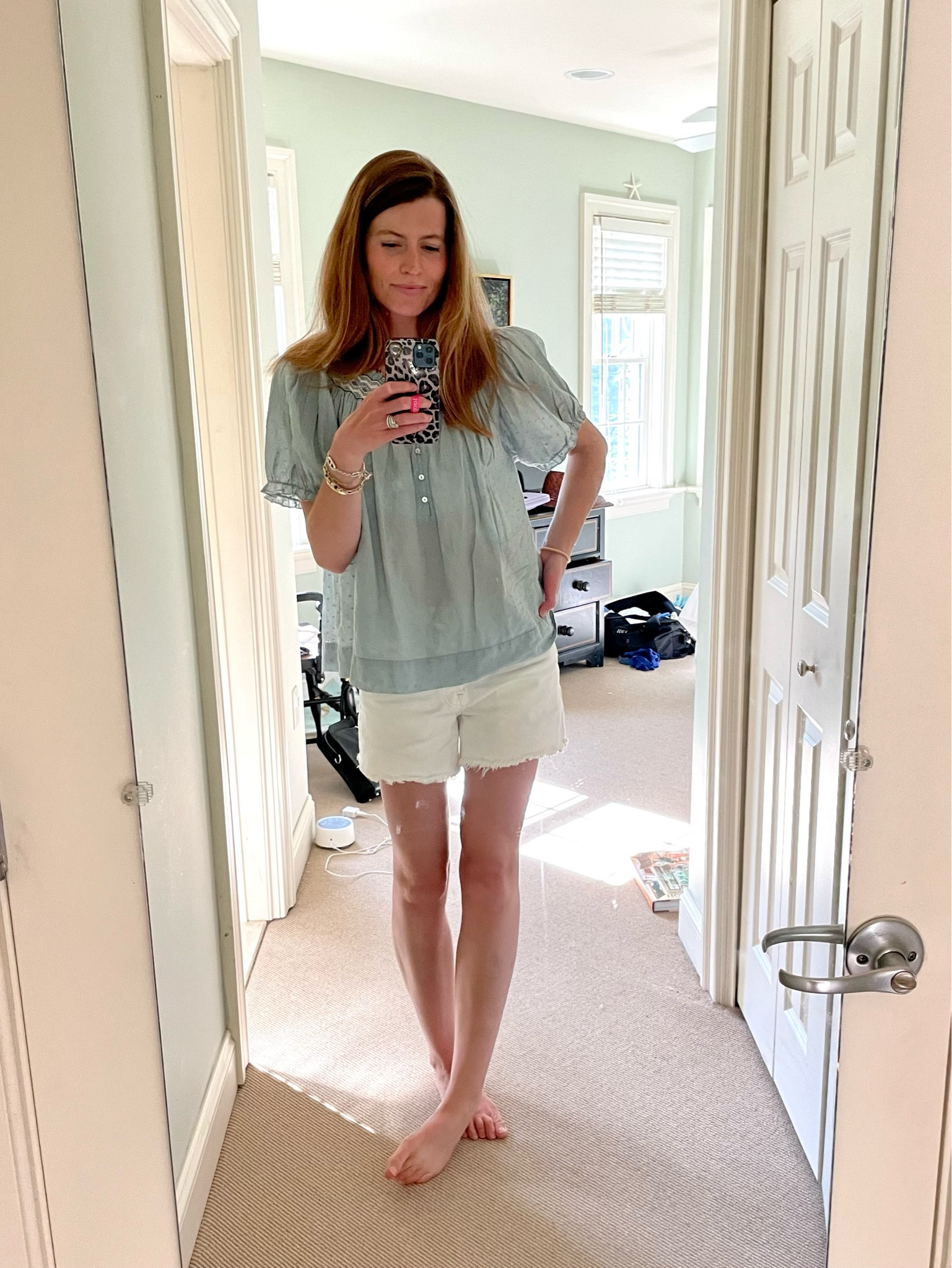 Exact top is sold out- linking current version! 

#LTKSeasonal #LTKstyletip