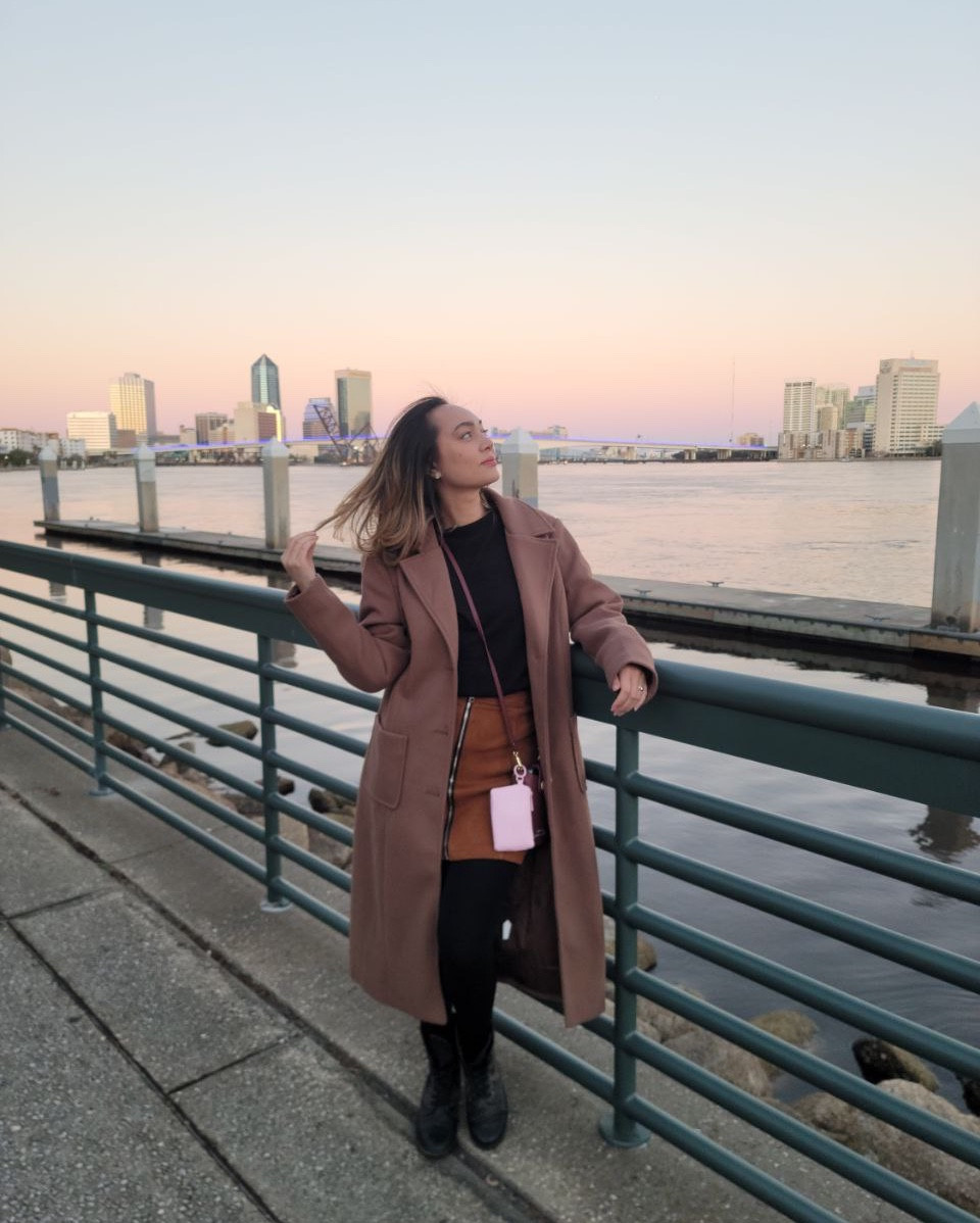 It maybe cold, but doesn’t mean you can’t deal with it in style 😉
. 
I’ve had this coat for years and have received so many compliments. It’s comfortable and super warm. 

#LTKFindsUnder50 #LTKdayinmylife #LTKPetite