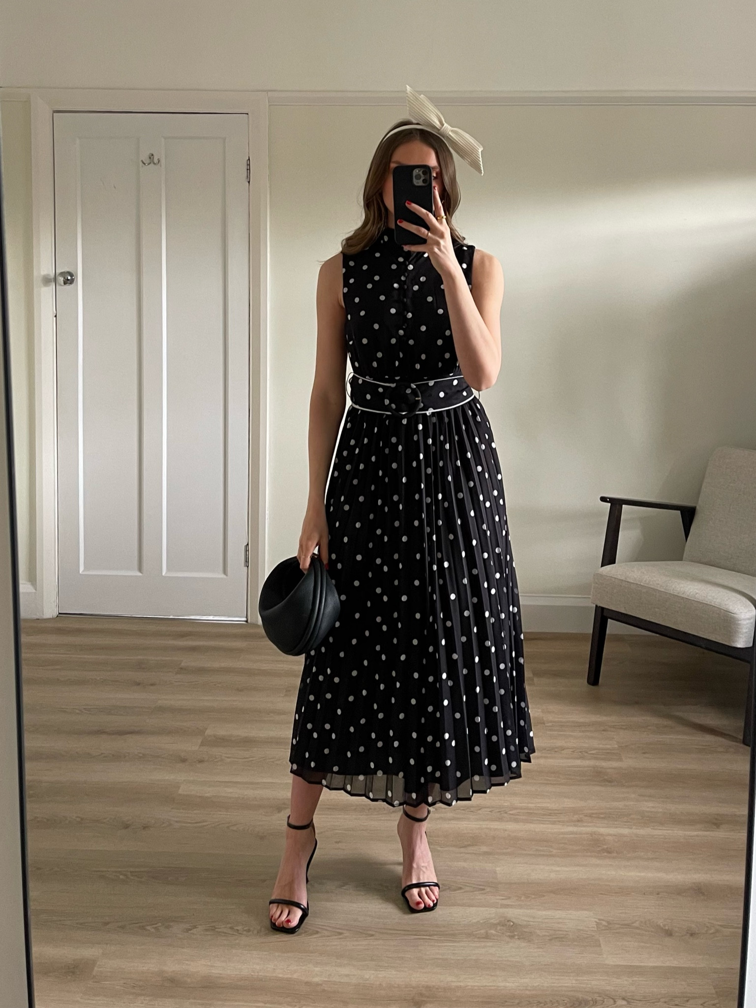 Outfit inspiration for The Races

A size 8 in the Karen Millen Pleated Contrast Georgette Spot Woven Maxi Dress
True to size

Songmont Luna bag 

Black barely there heels

White bow headband 





Wedding outfit, The Races outfit, occaasion-wear inspiration, gold jewellery, fascinator 
Women’s suit outfit
Women’s shirt dress


#LTKSeasonal #LTKwedding #LTKeurope