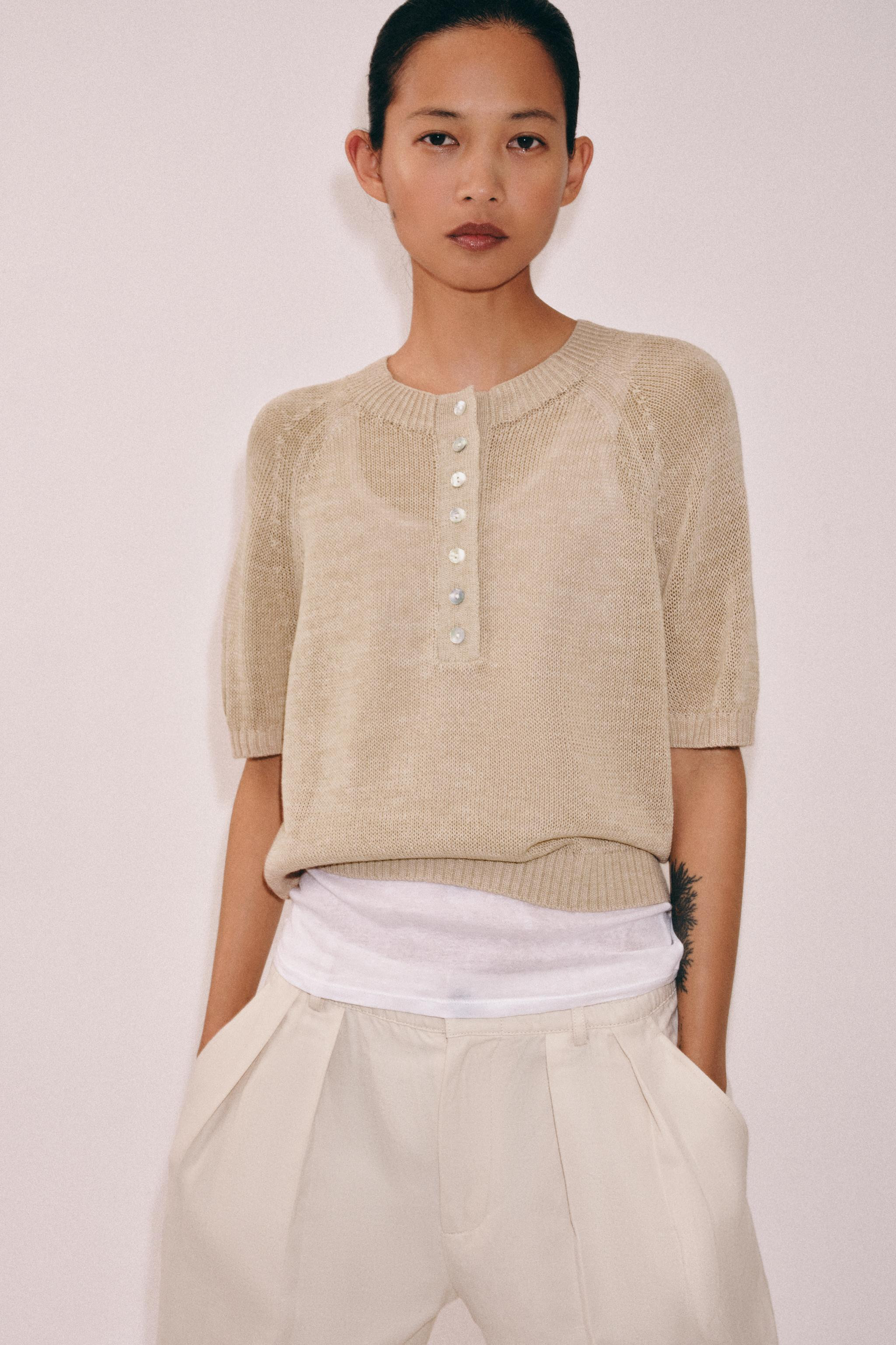 SHORT SLEEVE BUTTON KNIT JUMPER | Zara US