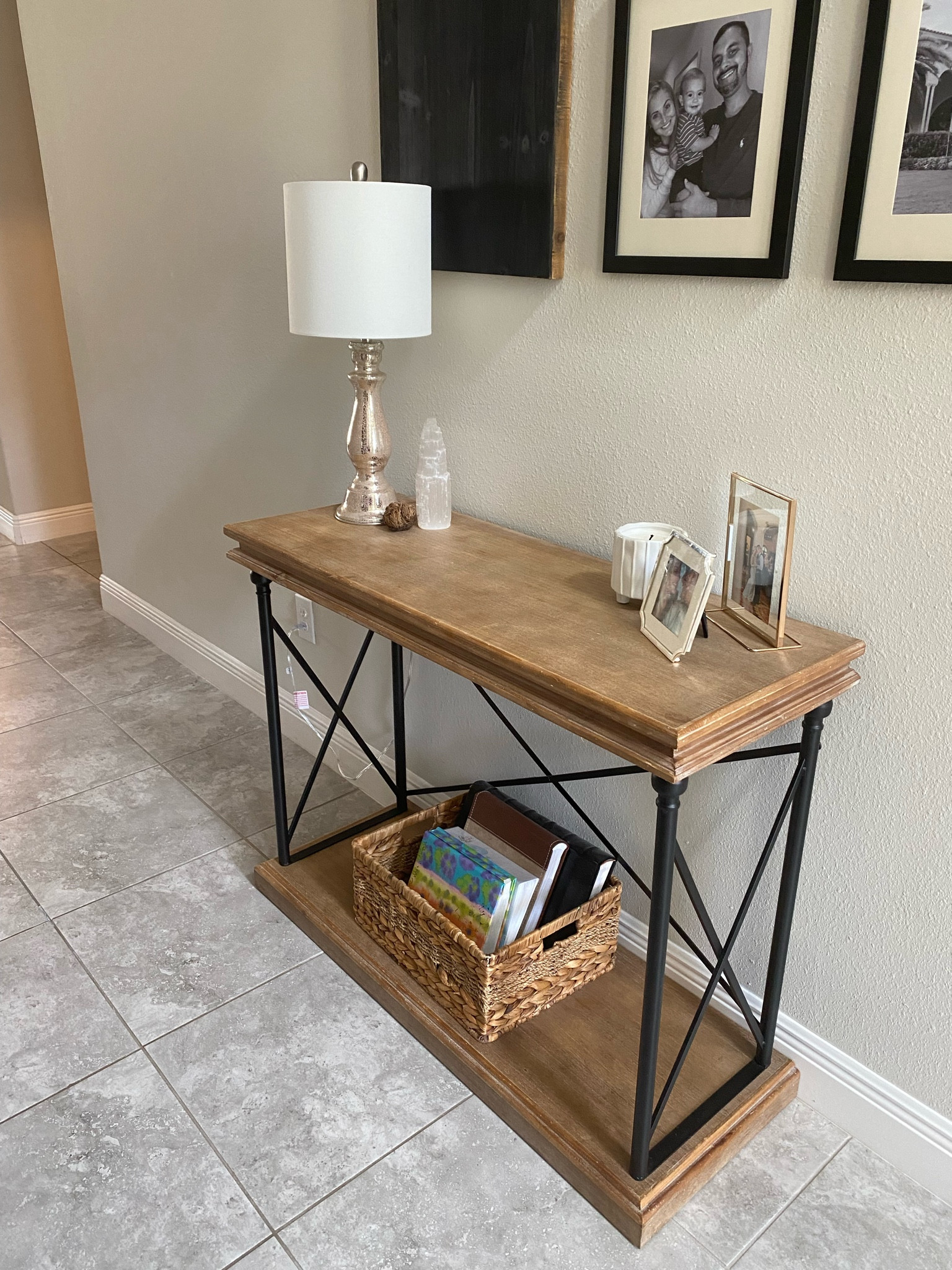 Rustic Farmhouse Entryway Table

#LTKhome