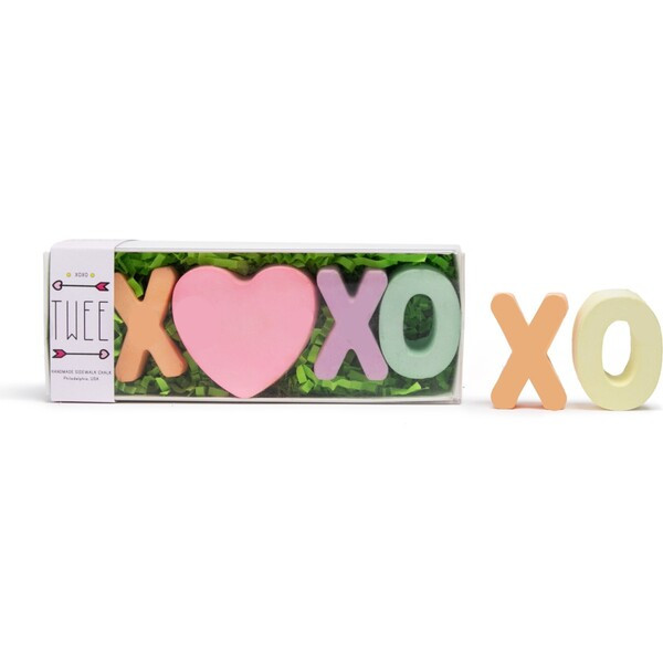 XOXO Handmade Sidewalk Chalk | Maisonette
