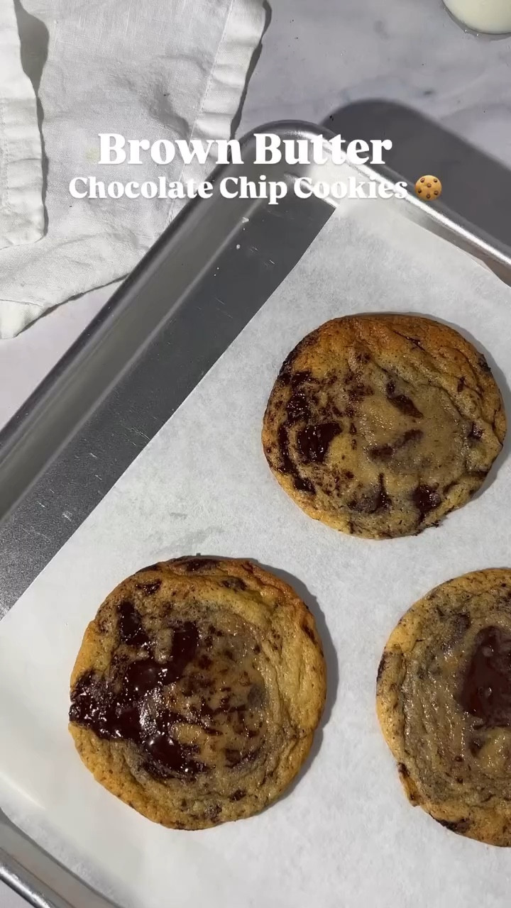 Sometimes you just need a real deal chocolate chip cookie and this particular recipe is life-changing.

After testing for weeks (at least 20 batches), I’ve come up with my perfect chocolate chip cookie and they are the ultimate treat with crispy edges, a soft center and rich pockets of chocolatey goodness! 🍪 

 

#LTKHoliday #LTKVideo #LTKHome