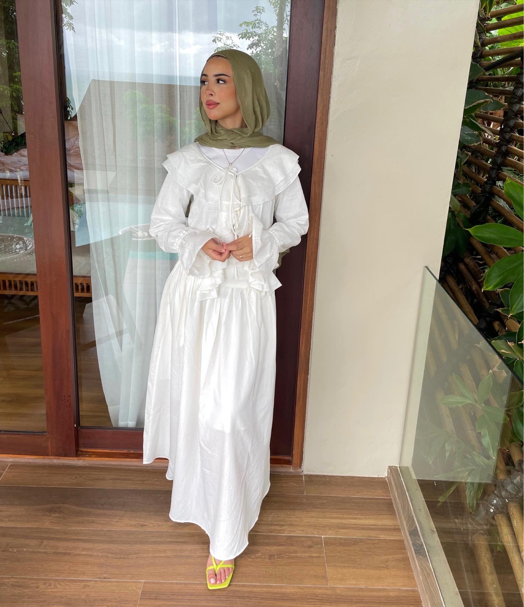 Modest set 🤍 #hijabi #modestfashion #maxiskirt #set 

#LTKtravel #LTKFind #LTKSeasonal