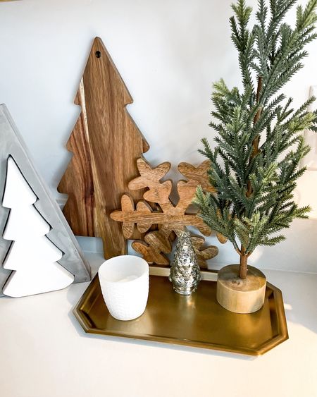 All the sweet neutral details this Christmas are my favorite. 

Holiday Decor • Christmas Decor • Neutral Christmas • Neutral Home • Home Decor • Aesthetic 

#christmasdecor #holidaydecor #aesthetic #neutralhome

#LTKSeasonal #LTKHoliday #LTKhome