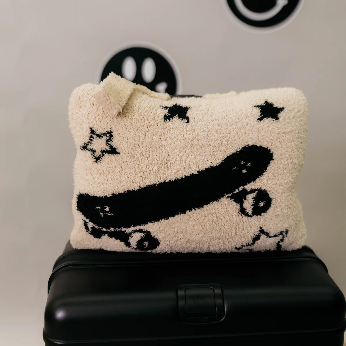 Smiley Skateboard Kids Quillow (40*50) | Staykation