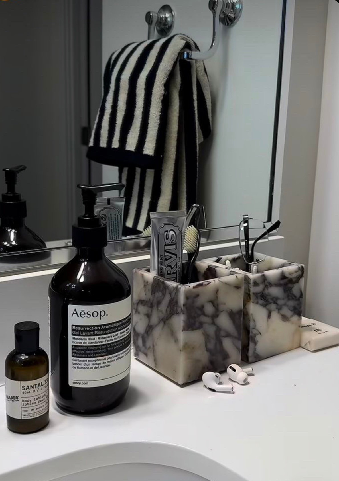 POV: your bathroom but make it hotel-core 
Minimal, marble, and just the right amount of “I have my life together.”
From the Aesop hand wash moment to the marble organizer that instantly elevates everything… it’s the little details.
Linking all my everyday luxury essentials

luxury bathroom aesthetic, hotel style bathroom, minimal bathroom decor, marble bathroom accessories, clean girl aesthetic home, aesop hand wash, neutral home decor, elevated everyday essentials, pinterest home inspiration, modern bathroom styling, simple but expensive decor, aesthetic vanity setup, luxury home vibes, bathroom organization ideas, chic minimalist bathroom





#LTKHome
