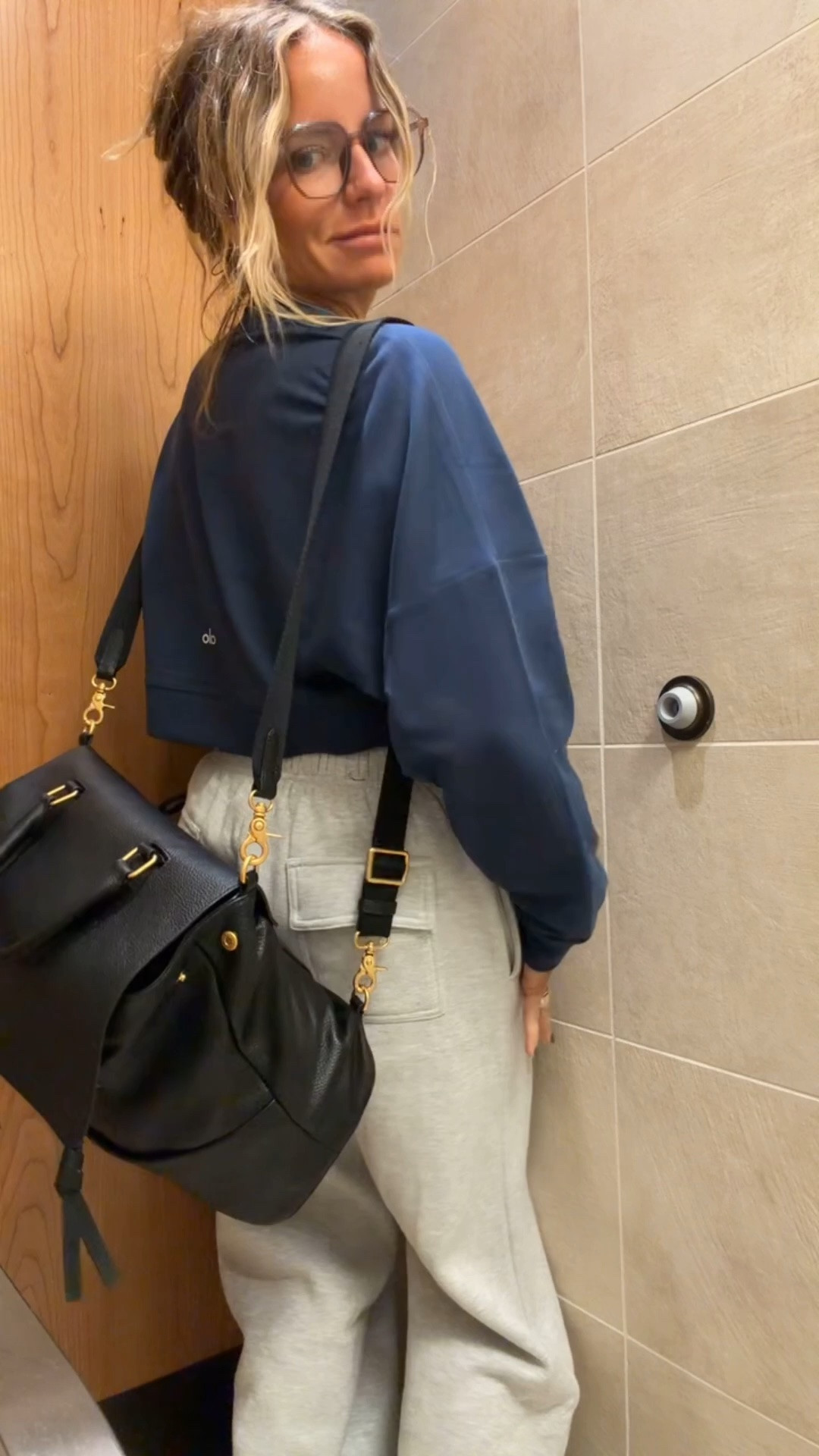 Top: small 
Pants: small