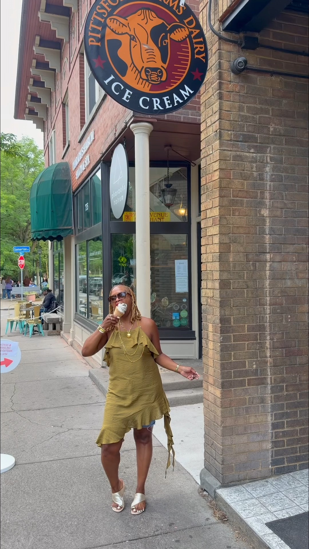 Casual summer outfit for travel vacation

#LTKTravel #LTKvlog #LTKdayinmylife