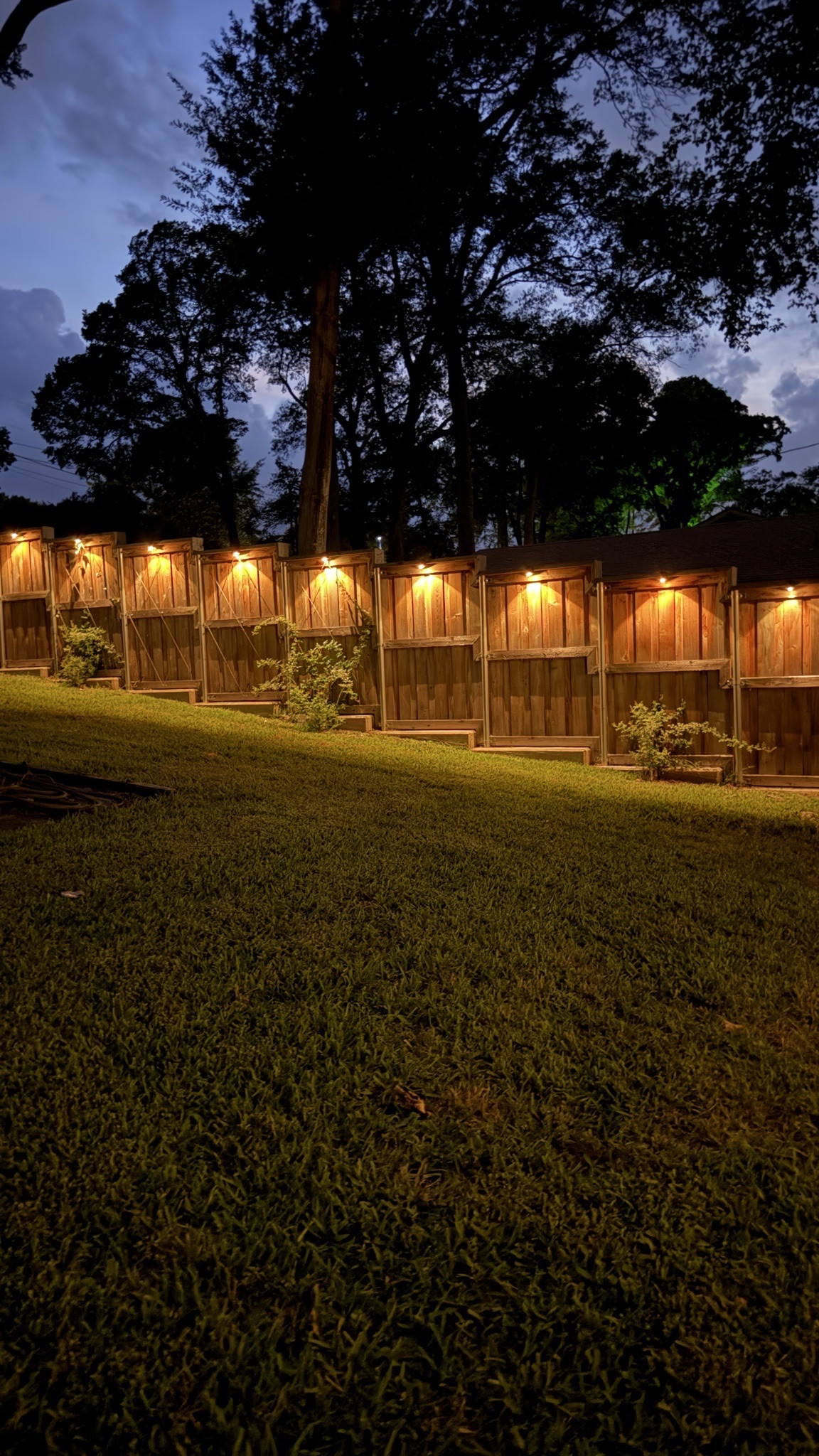 Another summer project… beautifying the fence our neighbor put up at the lakehouse

#LTKdayinmylife #LTKHome