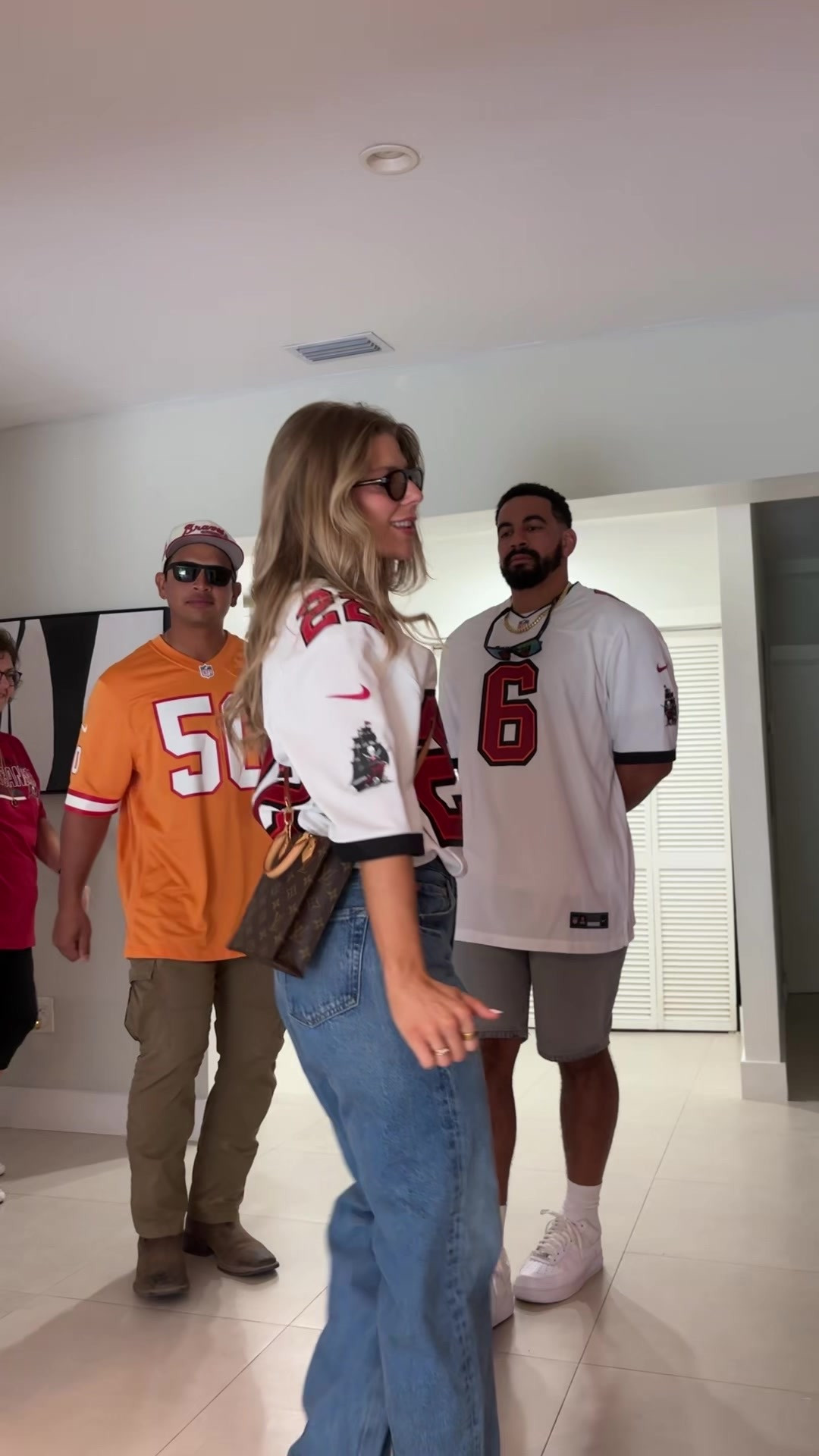 Fam!

Loved this casual and sporty game day fit!

#LTKgrwm #LTKootd #LTKdayinmylife