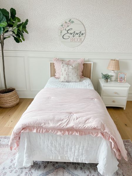 Little girls room - girls bedroom - pink room - pink bedding - kids room - floral room

#LTKkids #LTKhome