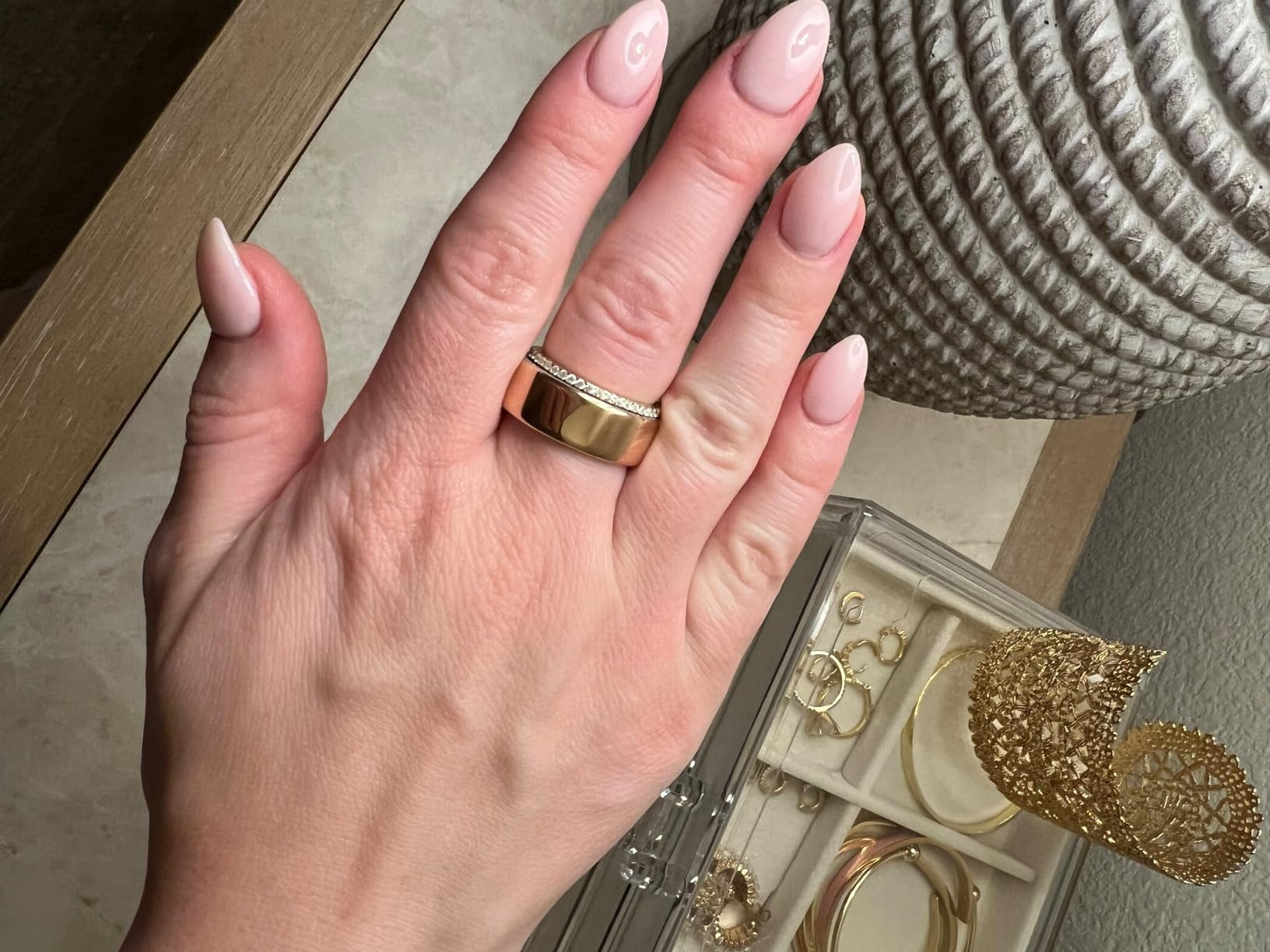 Visit the PAVOI Store | Amazon (US)