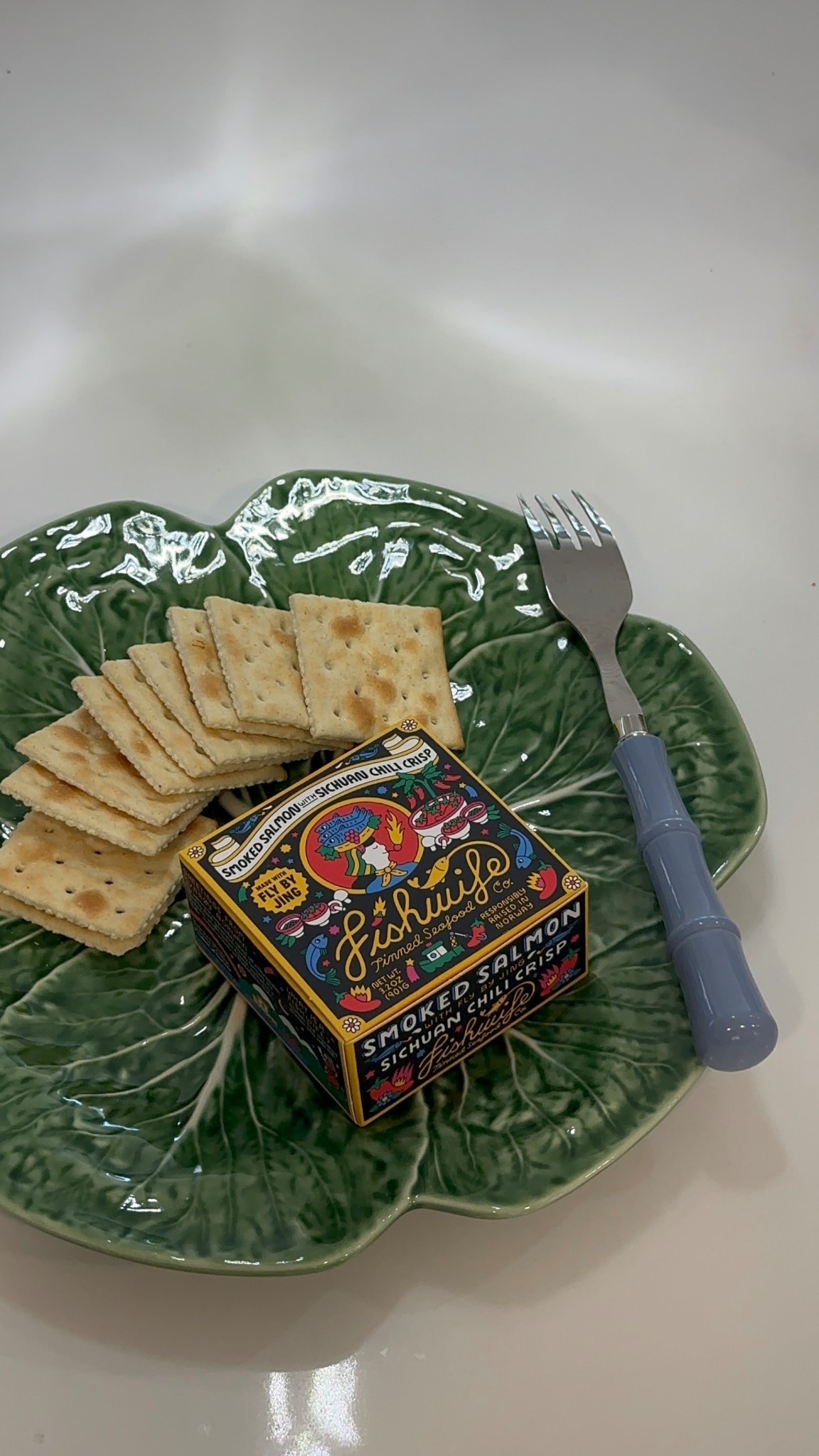 A little fish wife snack for lunch with saltine crackers on my Bordallo cabbage dinner plates ￼

#LTKHome #LTKdayinmylife #LTKstorytime
