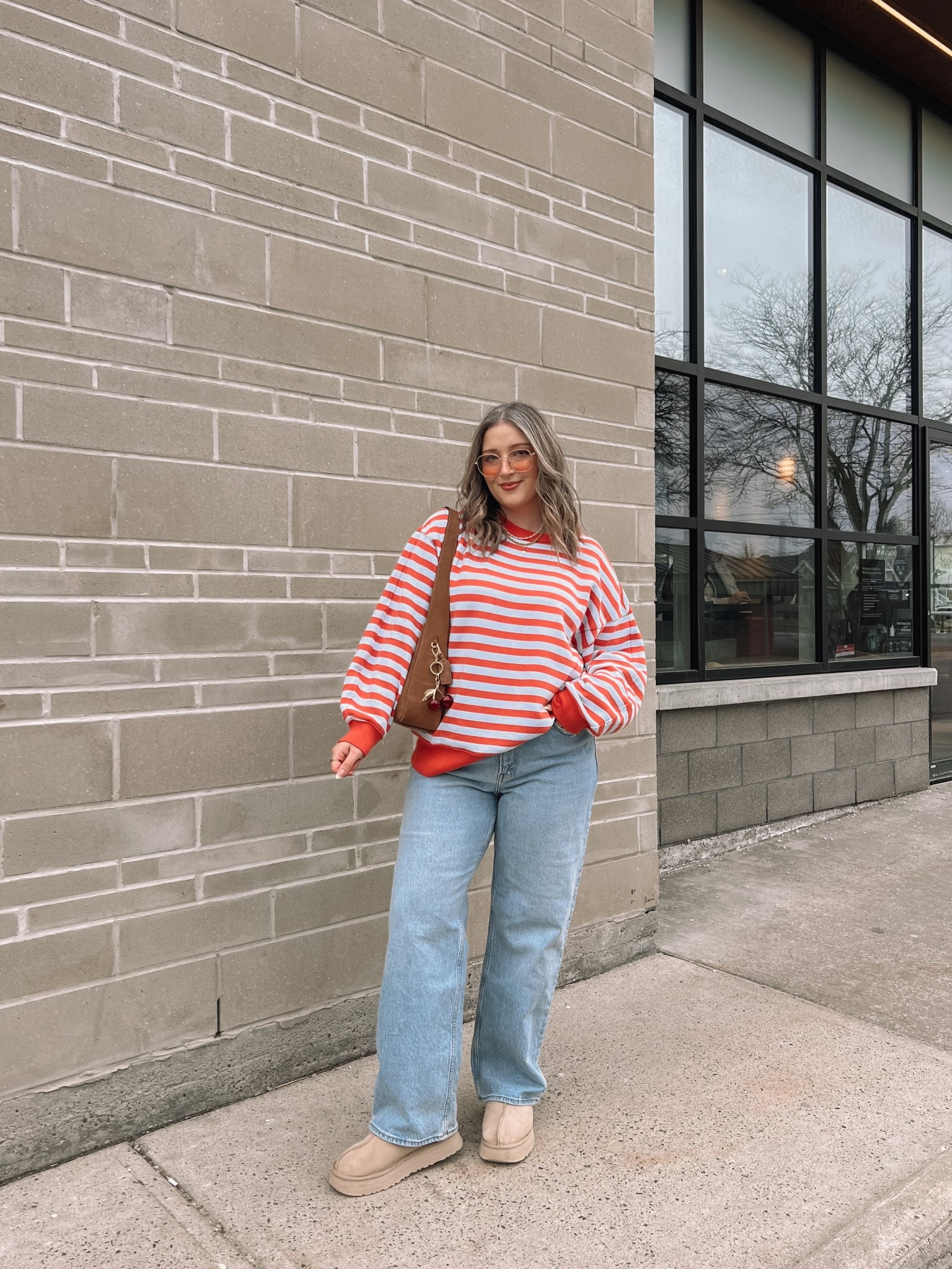 Simple & fun spring outfit! Striped sweatshirt is so cozy and I love the peach & baby blue color combo! Runs big, sized down to M. Wearing my usual 32 in the jeans. I’m a 9.5-10 shoe and wear a 10 in the Ugg tazz platforms


#LTKsale #LTKmidsize #LTKjeans