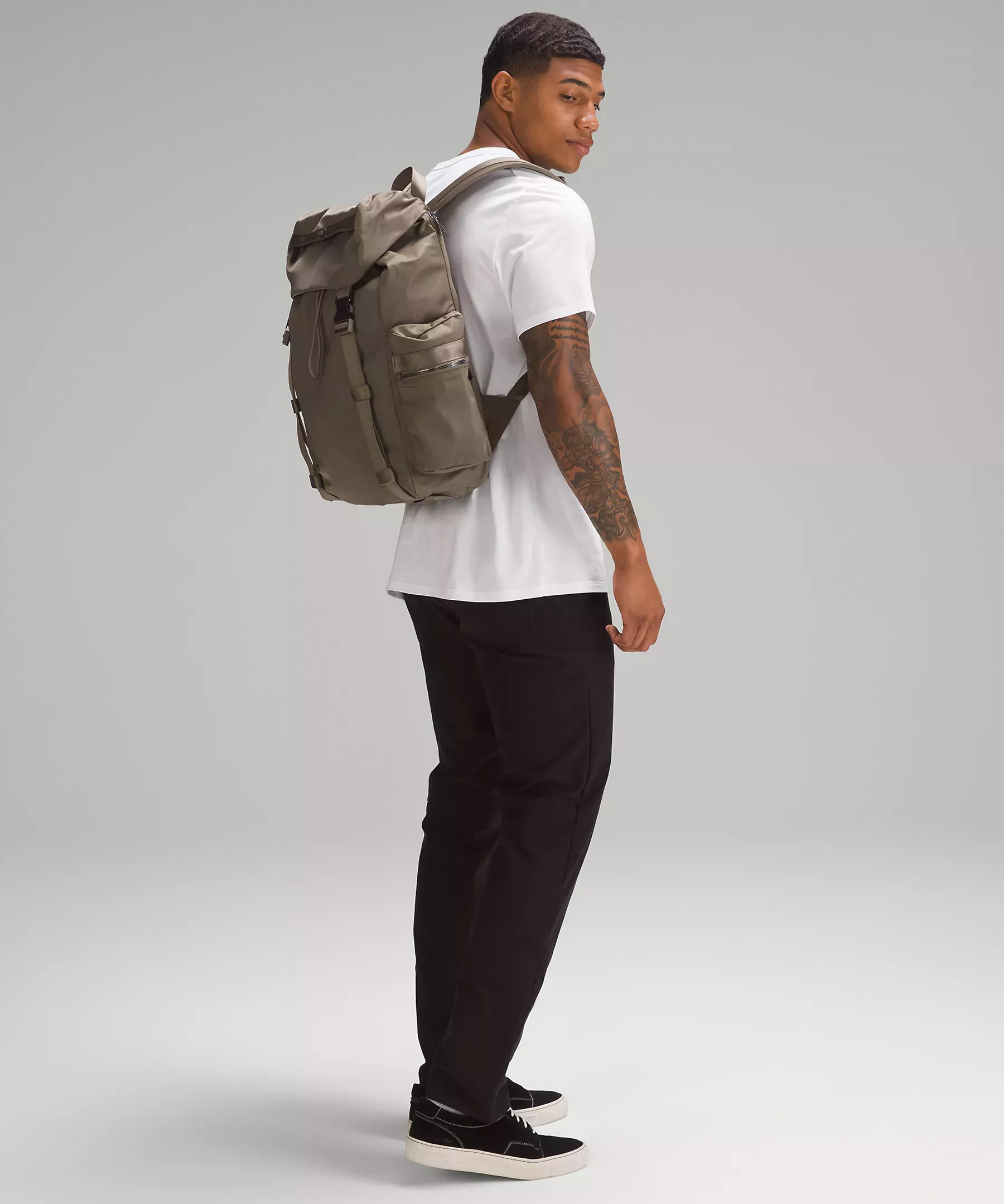 Command the Day Backpack 25L curated on LTK