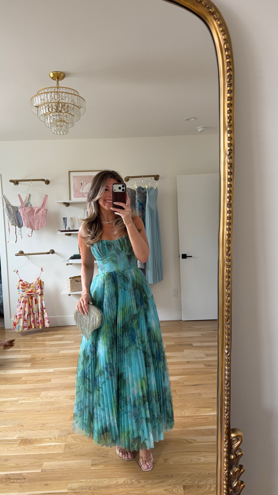 hutch tulle pleated wedding guest and formal event dresses

size down to a 0 in hutch tulle

electric picks: emerson20
divi: emerson15

Wedding guest
Black tie
Formal event
Sequin dress
Floral dress
Off the shoulder
One shoulder
Special occasion
Fall party

#LTKootd #LTKWedding #LTKSeasonal